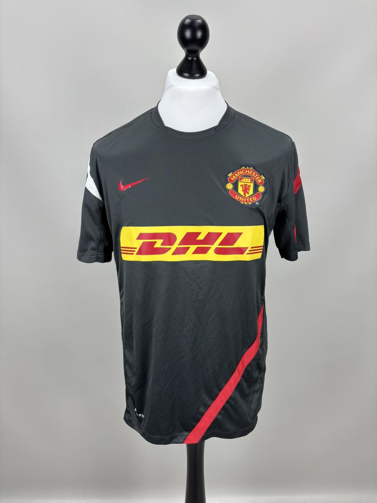 Nike Mens t shirt Nike Manchester United Size L Color Gray Size US L / EU 52-54 / 3 - 1 Thumbnail