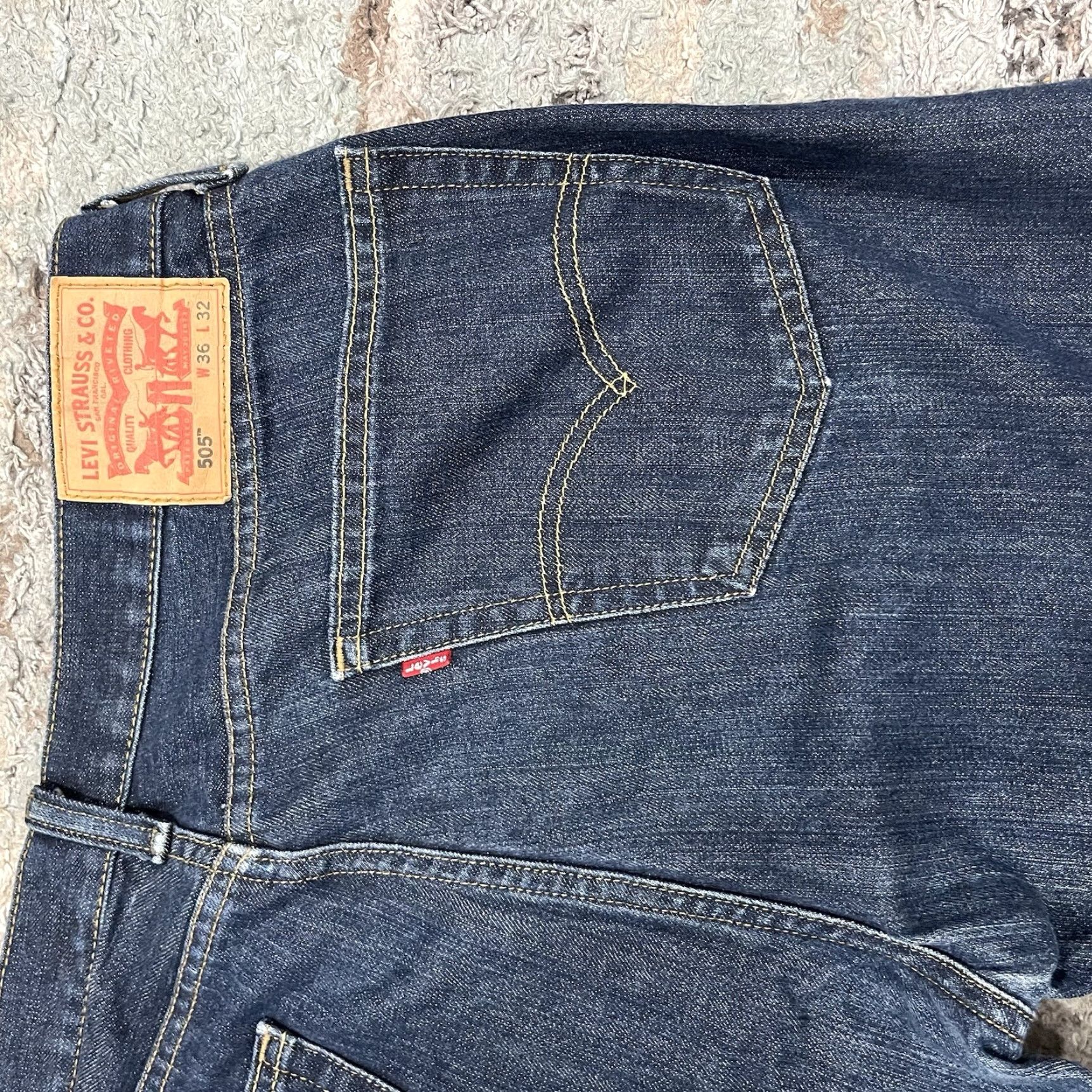 Levi's Levi's 505 Jeans Men 36x32 Blue Straight Stretch Dark Wash Workwear Denim Cotton Zip Pockets Regular Inseam 32 Model Levi's 505 Straight Mens Jeans Size US 36 / EU 52 - 5 Thumbnail