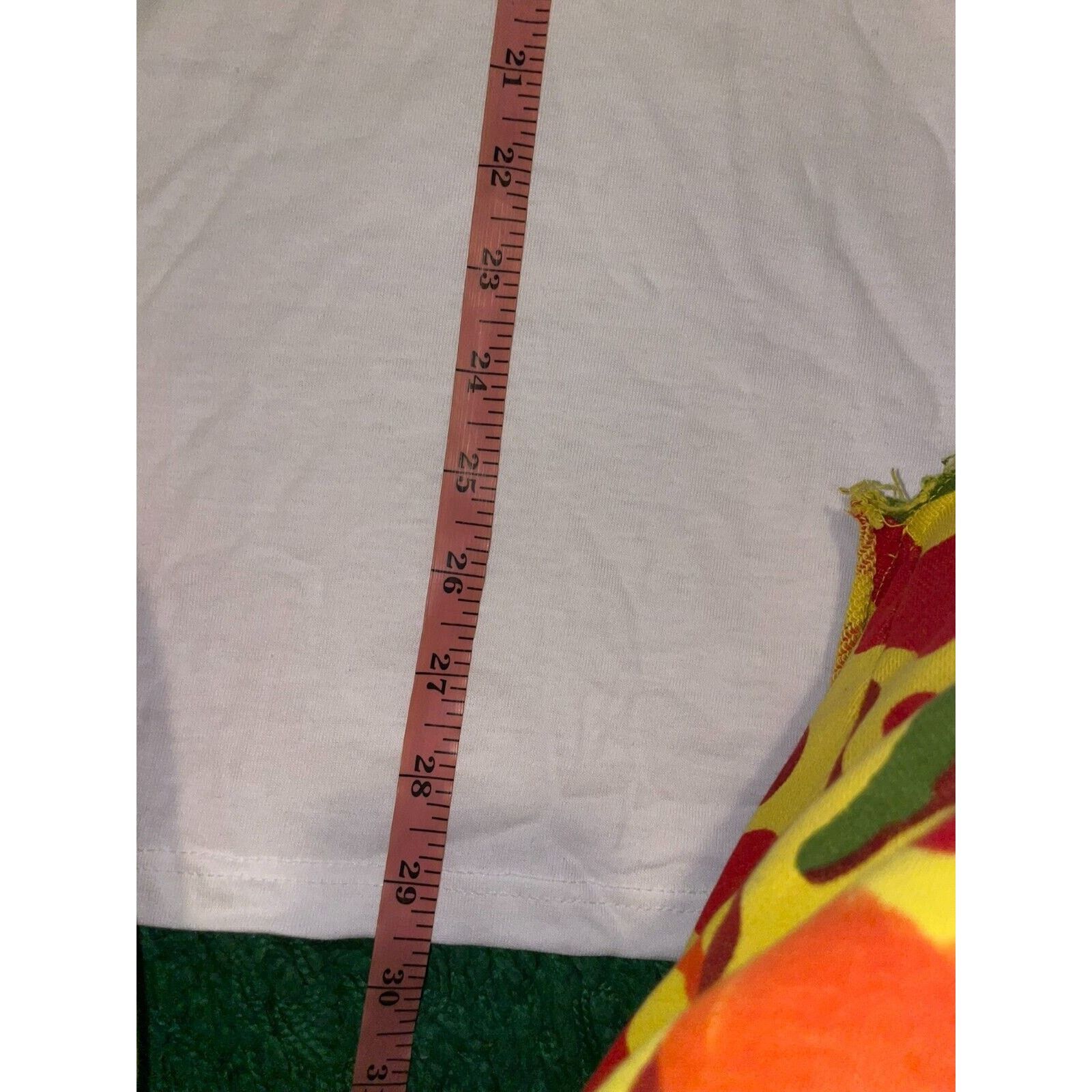 Jerzees 90s Park City Paramedics Humor Funny White Medic Shirt VTG S Size US S / EU 44-46 / 1 - 9 Thumbnail