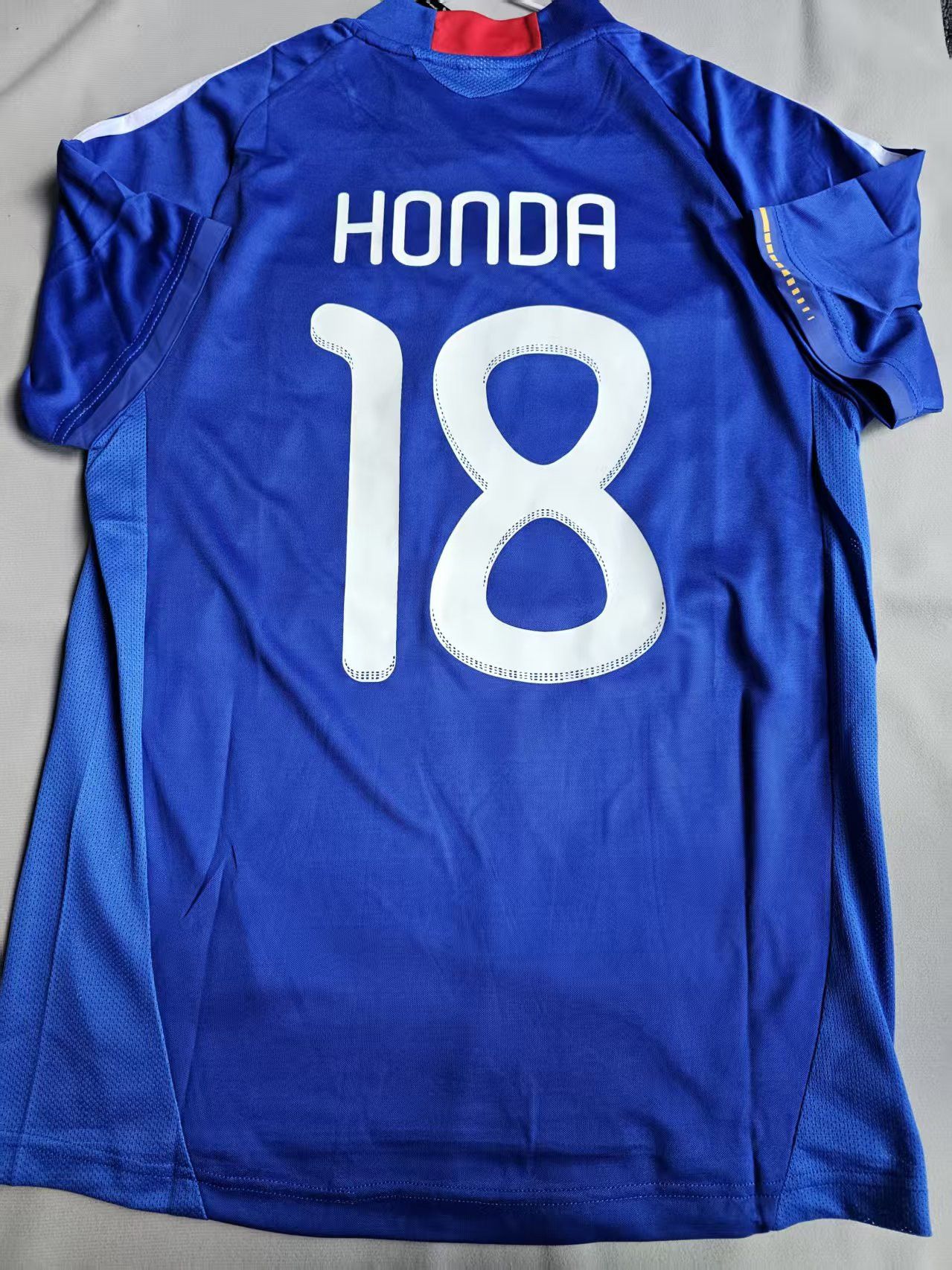 Other 2010 Japan #18 Keisuke Honda Jersey XXL Size US XXL / EU 58 / 5 - 2 Thumbnail