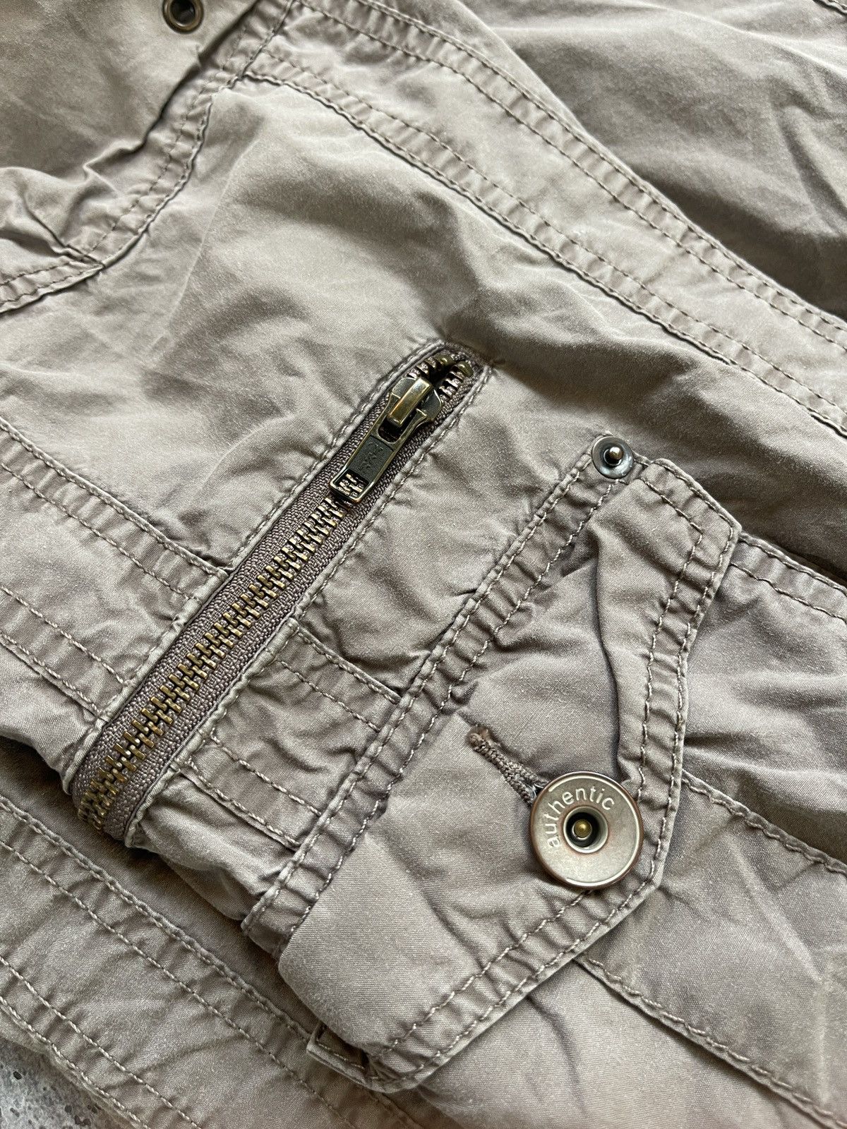 Japanese Brand Vintage Thrashed Zipped Avant-Garde Wide Pants Size US 31 - 3 Thumbnail
