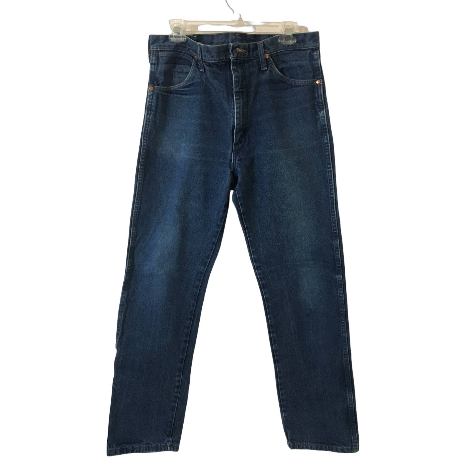 Wrangler Wrangler 13 MWZ 34x34 Cowboy Cut Jeans Missing Button Size US 34 / EU 50 - 1 Thumbnail