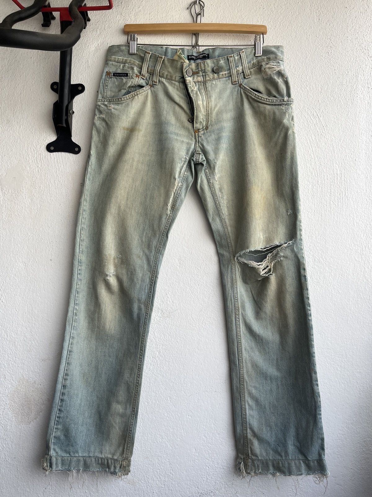 Dolce & Gabbana Distressed Runway Dolce & Gabbana Denim Classic 14 Size US 34 / EU 50 - 1 Thumbnail