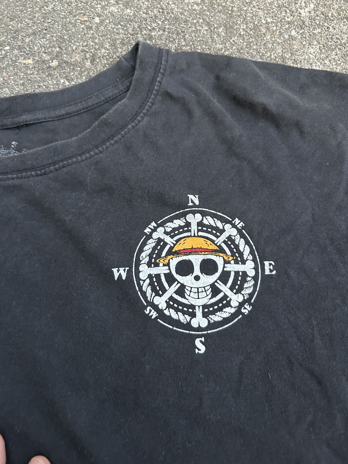 Anime Vintage One piece Monkey D. Luffy Thrashed Sun Faded Size US M / EU 48-50 / 2 - 10 Thumbnail