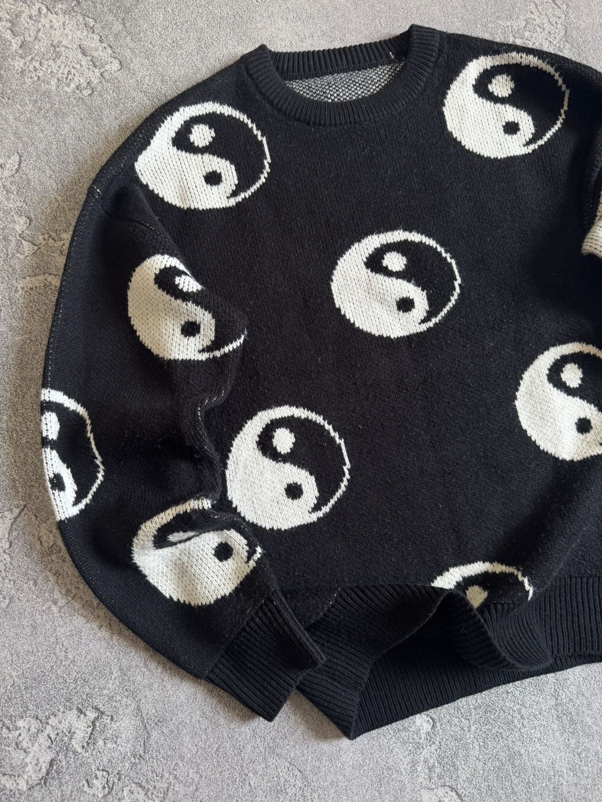 Japanese Brand Retro vintage Yin and Yang ☯️ sweater pullover knitwear y2K Size US M / EU 48-50 / 2 - 3 Thumbnail
