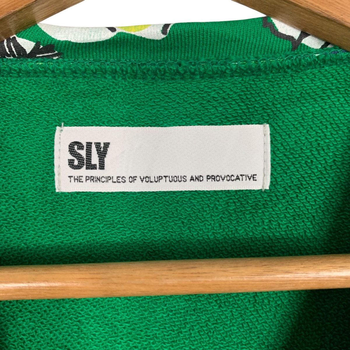 Japanese Brand SLY PARADIZO Art Fullprint Crewneck Sweatshirt #3622-C166 Size S / US 4 / IT 40 - 9 Thumbnail