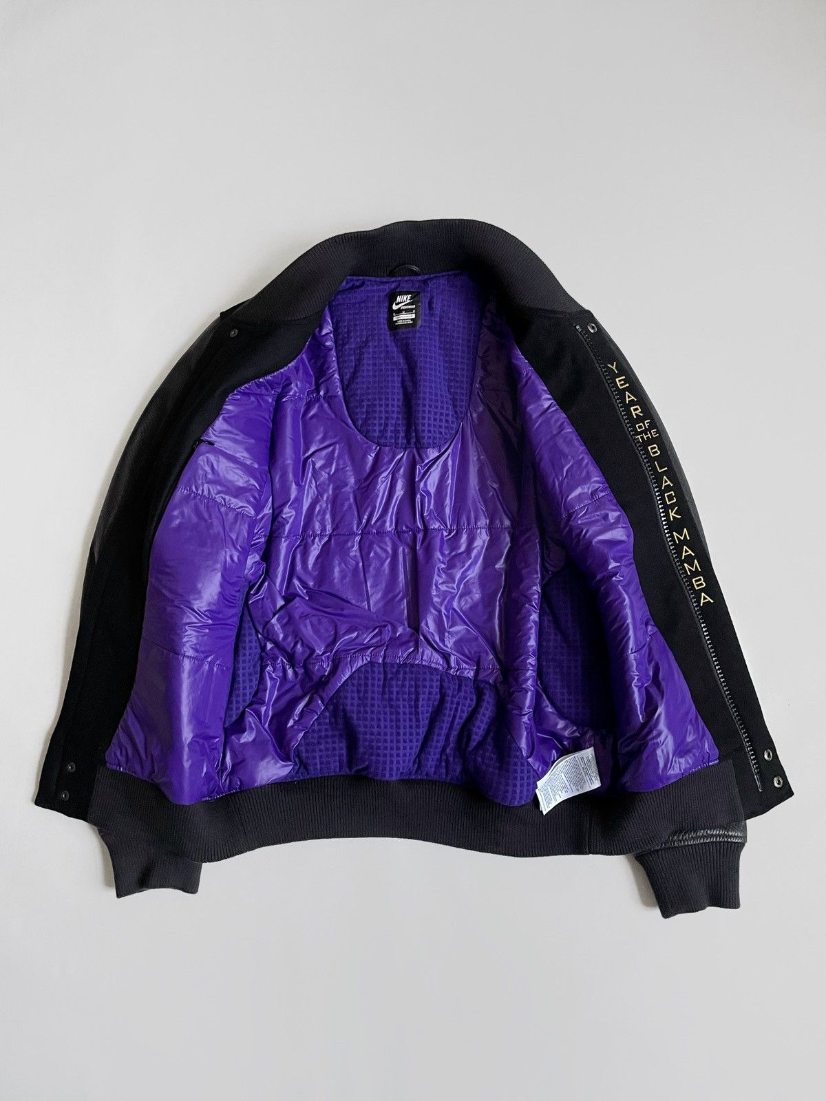 NBA Nike Kobe Year of the Black Mamba Jacket Size US M / EU 48-50 / 2 - 6 Thumbnail