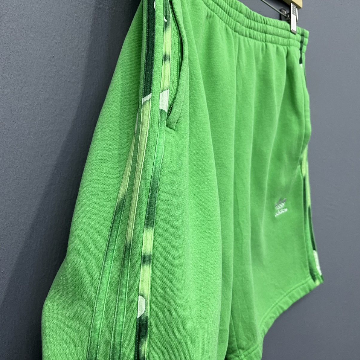 Adidas Adidas Firebird 3 Stripes Shorts Size US 30 / EU 46 - 5 Thumbnail