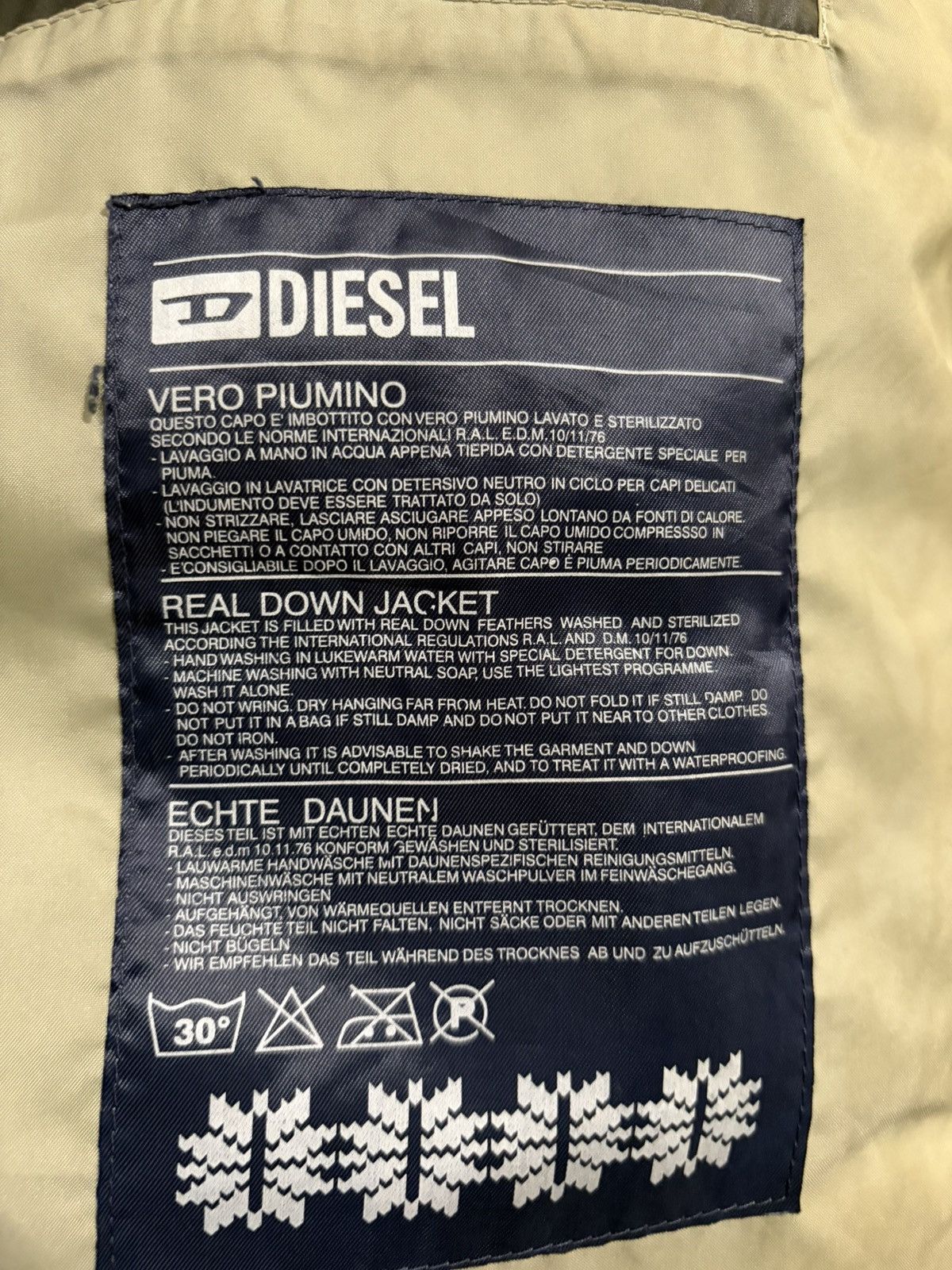 Diesel Diesel Down Jacket Puffer Size US XL / EU 56 / 4 - 4 Thumbnail