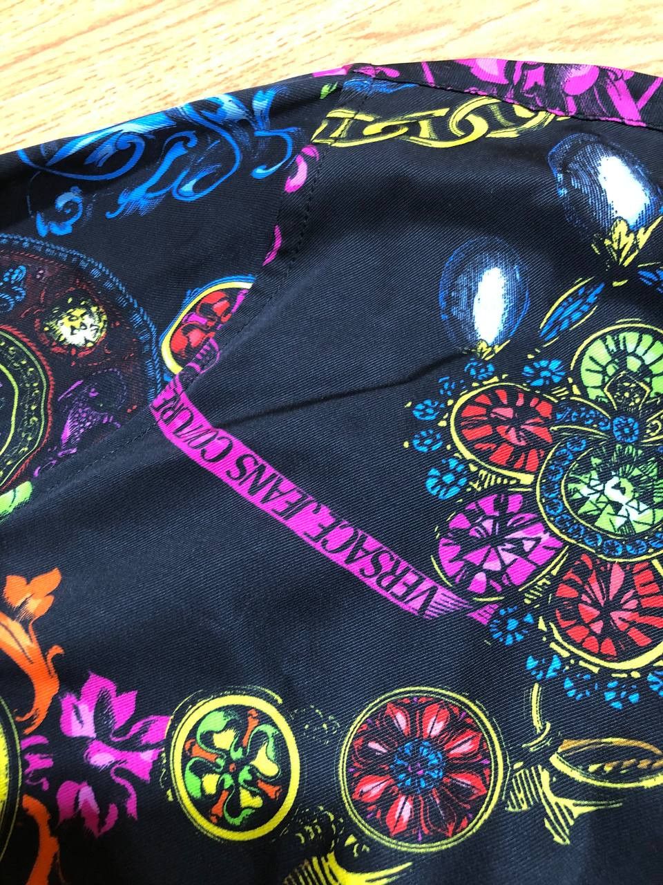 Versace Jeans Couture Versace Viscosa Mens Shirt multicolor Print Jewels Size US L / EU 52-54 / 3 - 11 Thumbnail