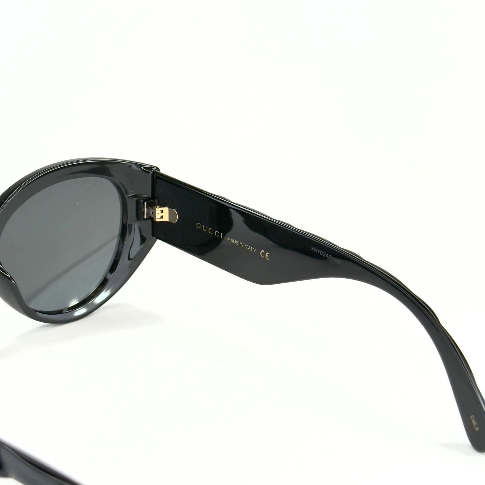Gucci GUCCI GG0809S MATELASSE 0809 Black Quilted Chunky 001 Size ONE SIZE - 3 Thumbnail