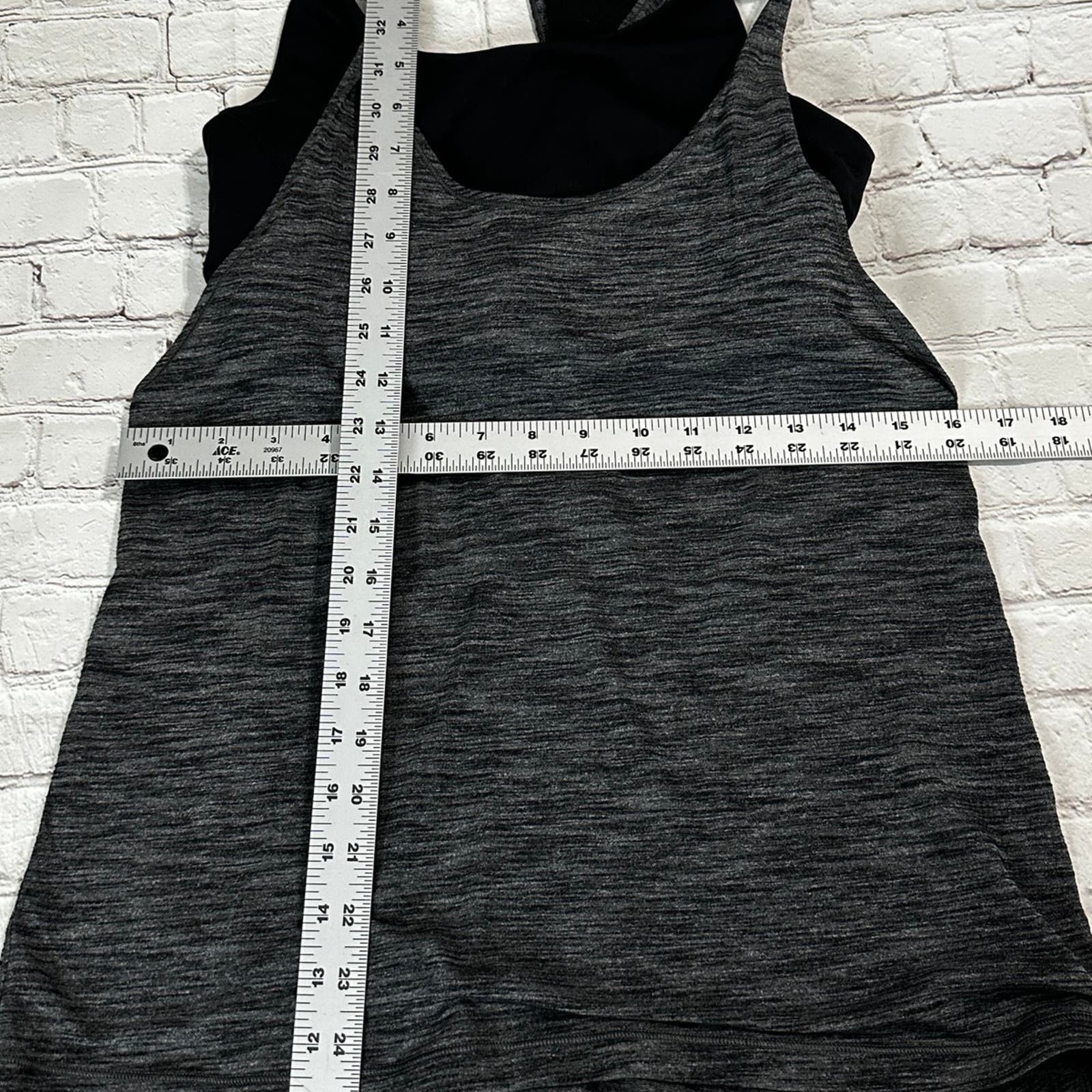 Lululemon lululemon tank top size 8 Size M / US 6-8 / IT 42-44 - 5 Thumbnail