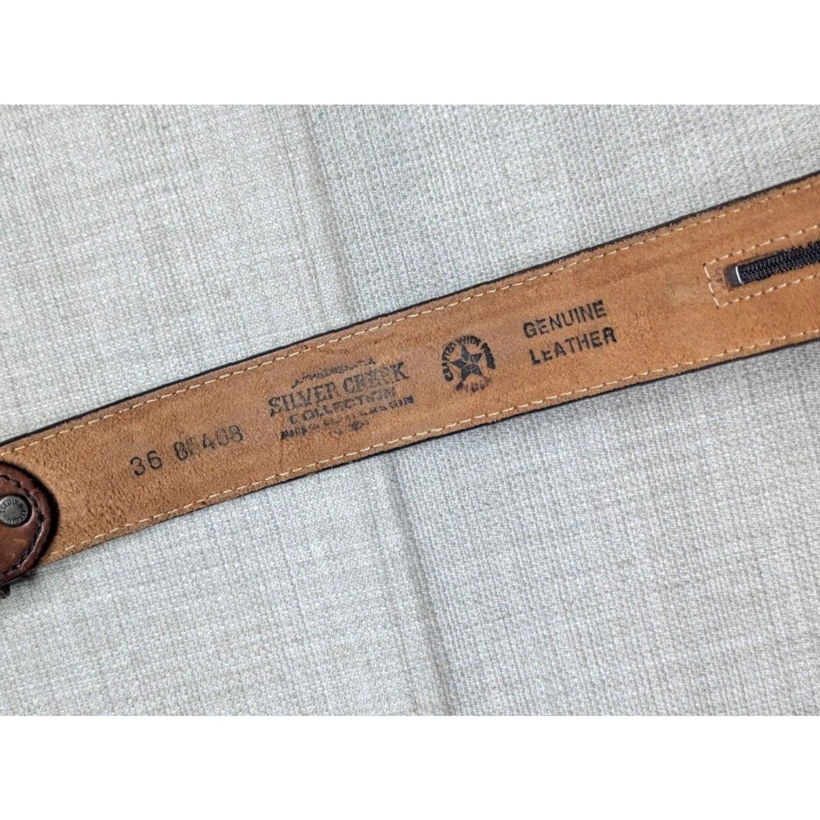 Vintage VINTAGE Silver Creek belt Western belt Men 36 Brown Leather Tooled Floral Buckle Buckle Back security money USA made Size 36 - 7 Thumbnail
