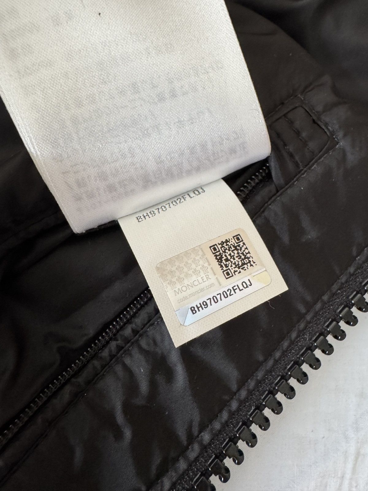 Moncler 🔥🔥🔥 Moncler Dupres Leather Vest Size US M / EU 48-50 / 2 - 12 Thumbnail