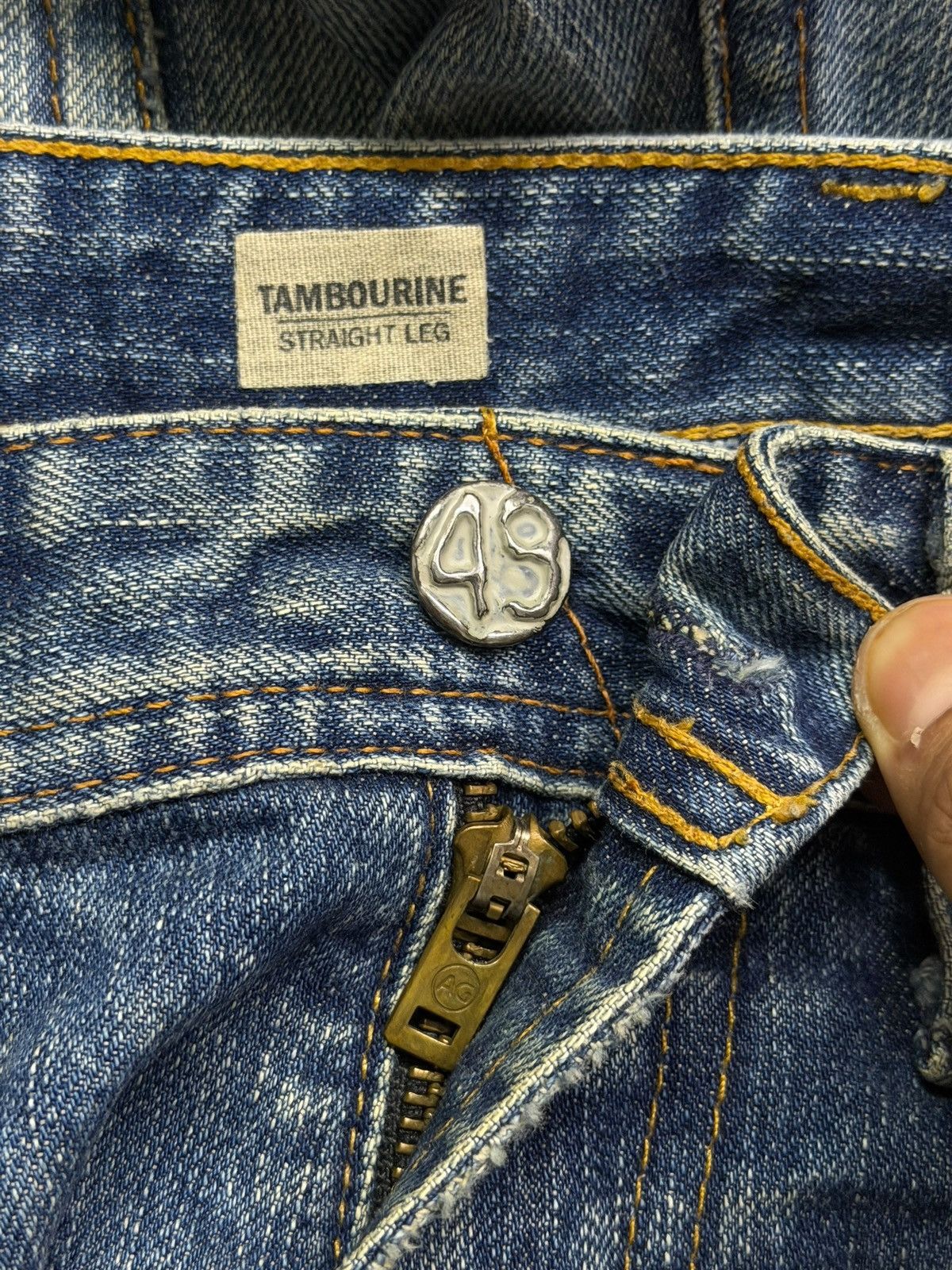AG Adriano Goldschmied Vintage AG Adriano Goldschmied Destroyed Vintage Wash Denim Size US 33 - 11 Thumbnail