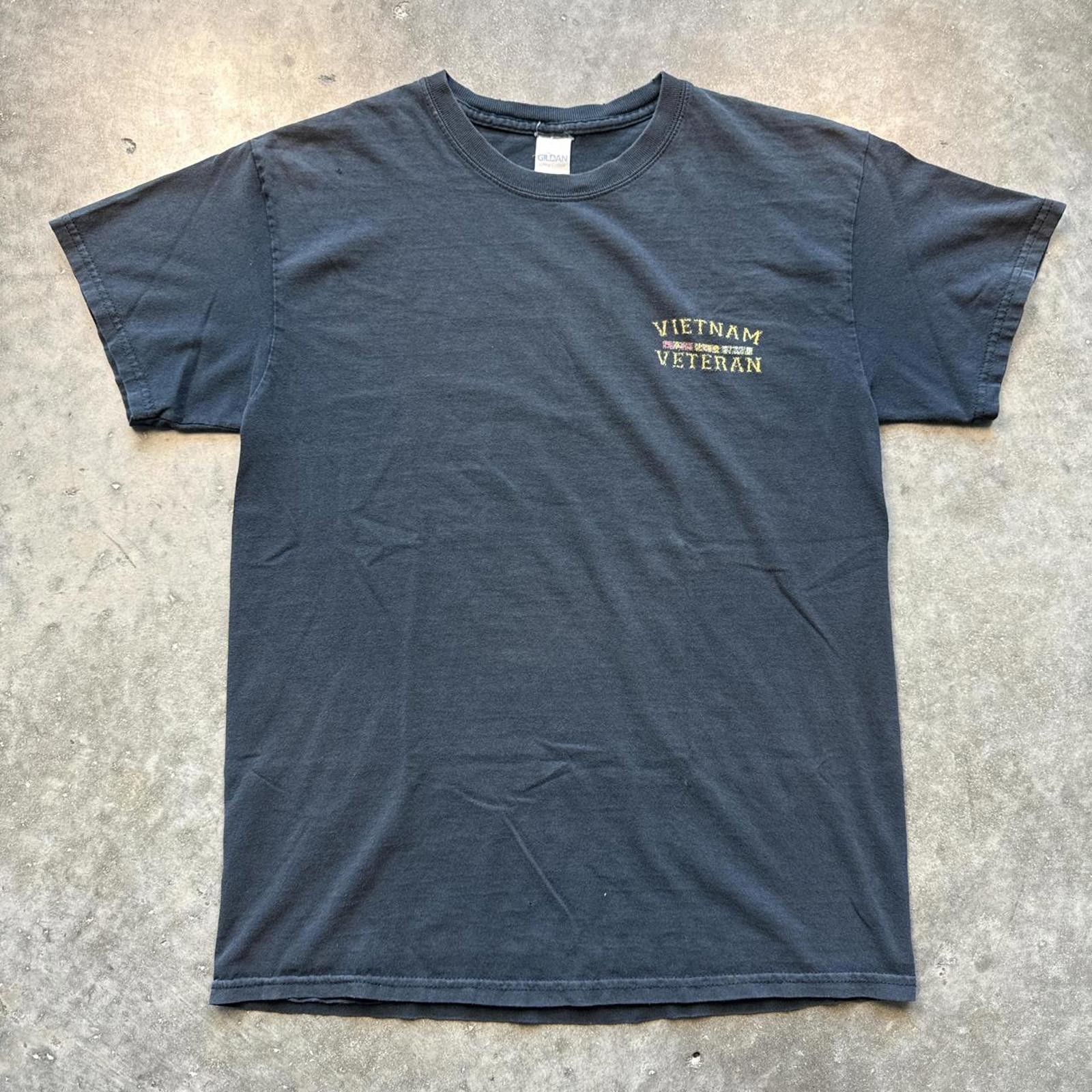 Gildan Faded Vintage Y2k Vietnam Time Served Veteran Graphic TShirt Size US S / EU 44-46 / 1 - 1 Thumbnail