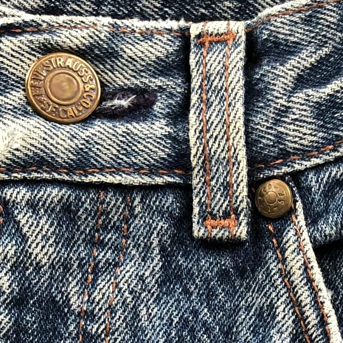 Levi's VINTAGE Levi’s 901 Orange Tab High Rise Tapered Mom Jeans Womens 22 Blue Denim Jeans 80s 90s Womens Size 40" / US 18 - 6 Thumbnail