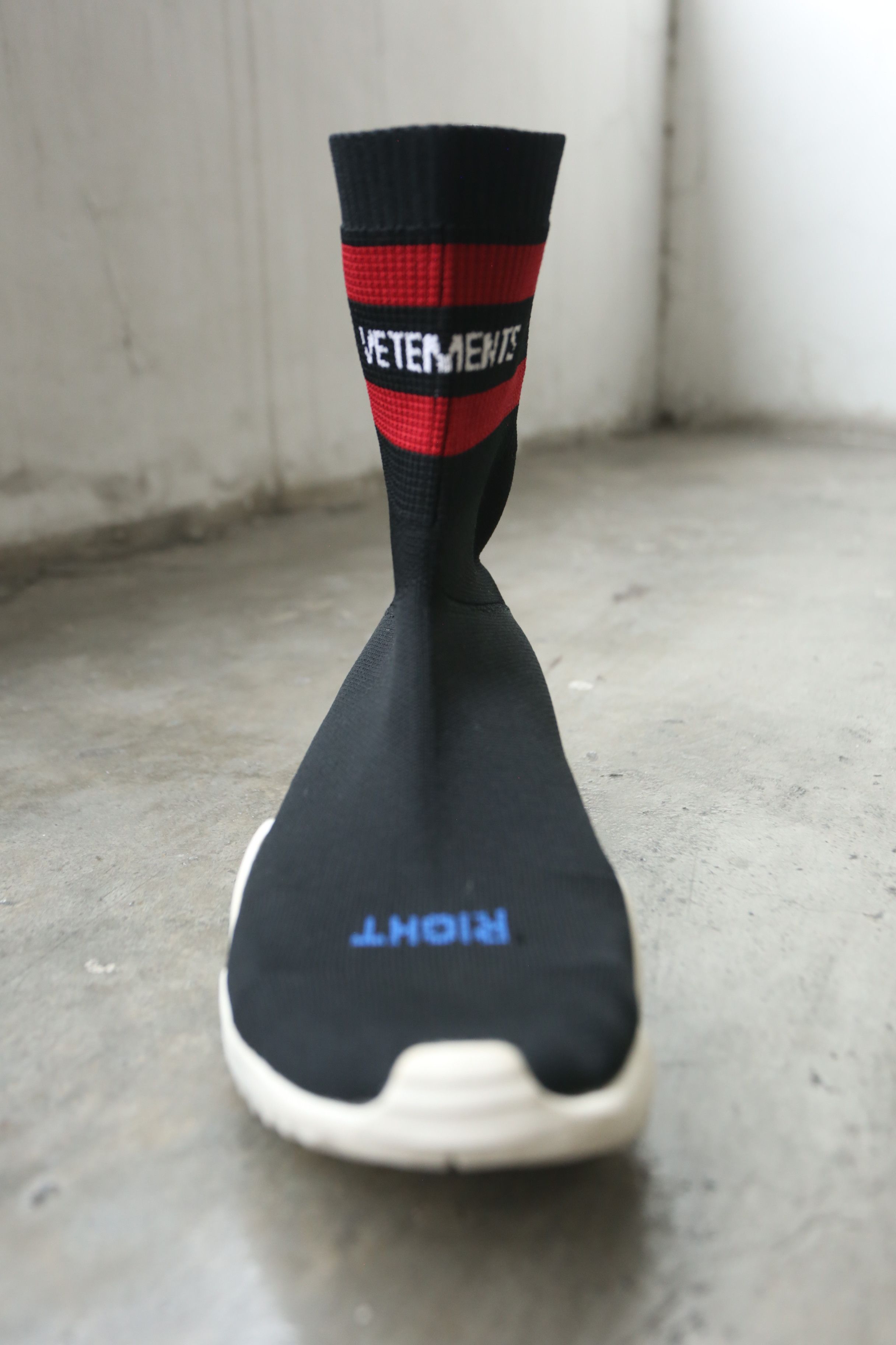 Reebok × Vetements Reebok - Vetements - S/S 18 - Sock Sneakers Size US 9 / EU 42 - 4 Thumbnail