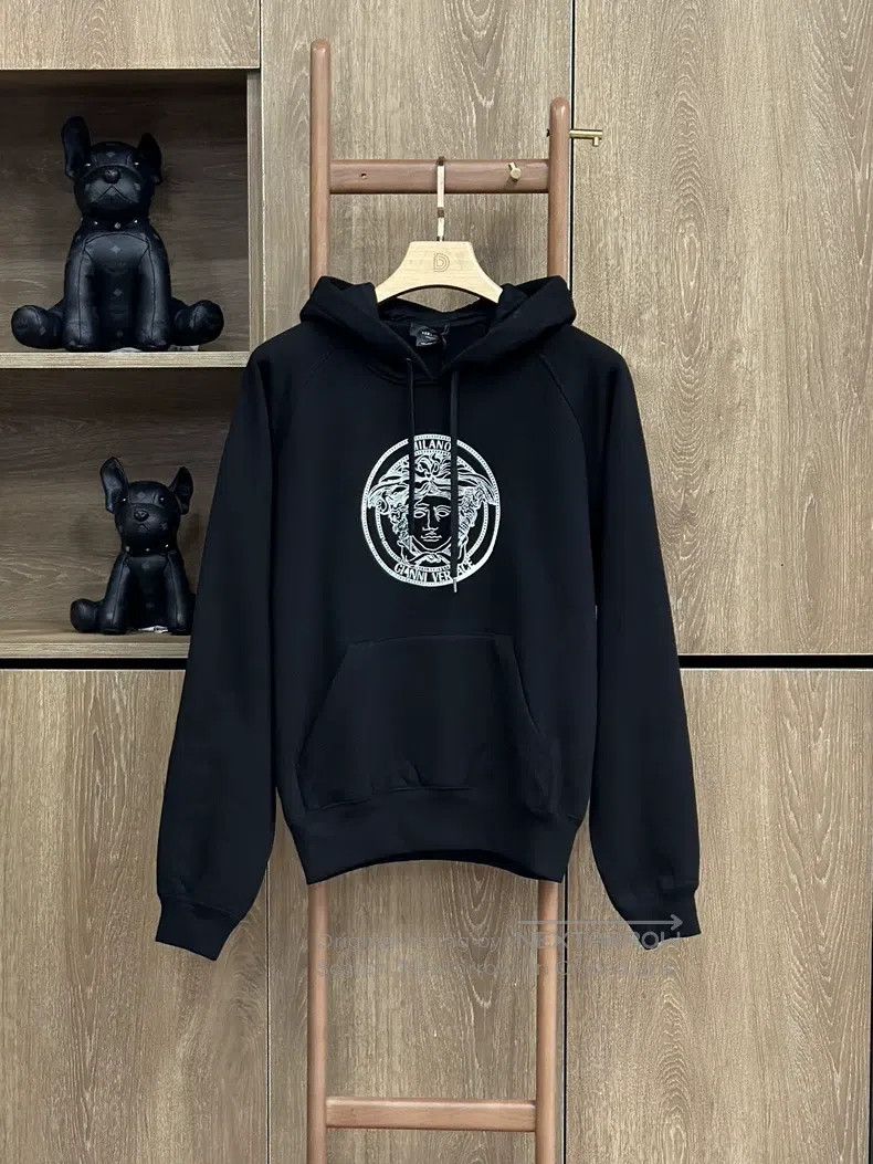 Other Versace Black hooded casual sweatshirt Size US XXL / EU 58 / 5 - 1 Thumbnail