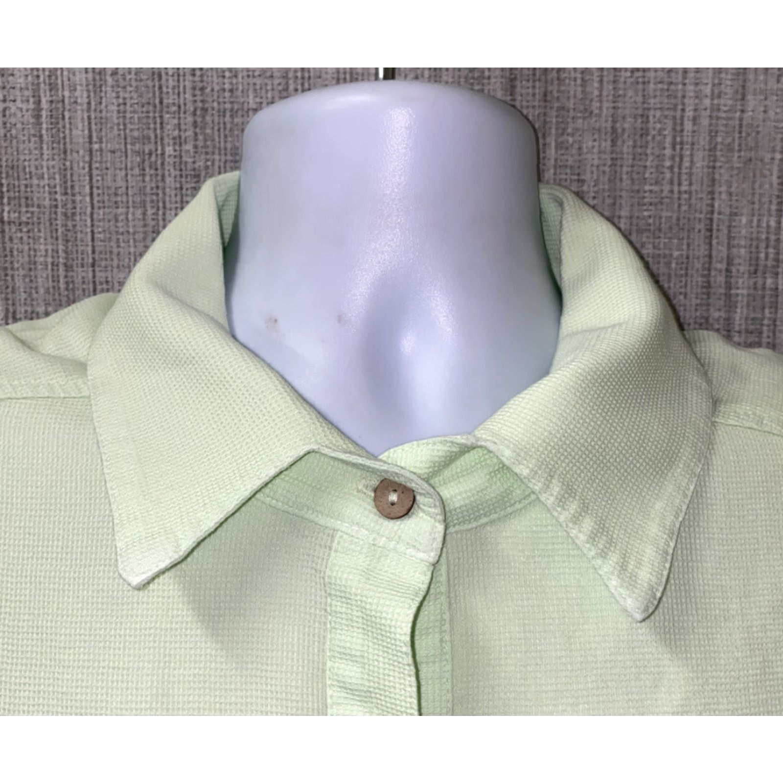 Vintage VINTAGE Sea Breeze Polo Shirt Mens Green 1/2 Button Front Size L Short Sleeve Collared Cotton Casual Shirt Men Size US L / EU 52-54 / 3 - 3 Thumbnail