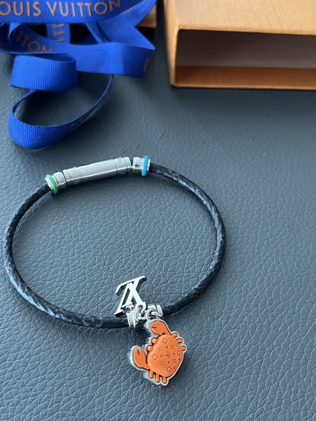Louis Vuitton Louis Vuitton Logo Bracelet Runway limited edition NEW Size ONE SIZE - 2 Thumbnail