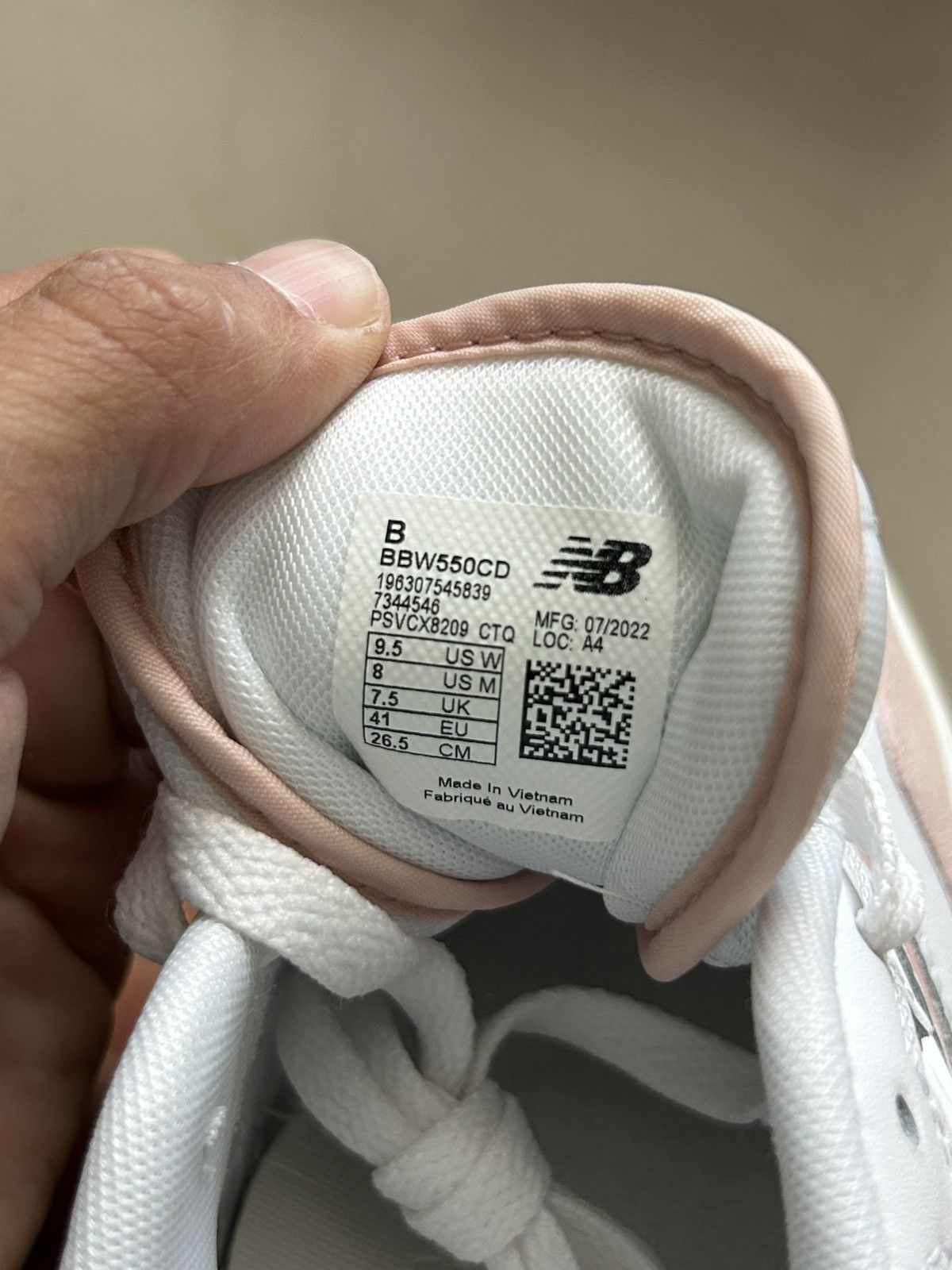 New Balance New balance 550 pink Size US 8 / EU 41 - 7 Thumbnail