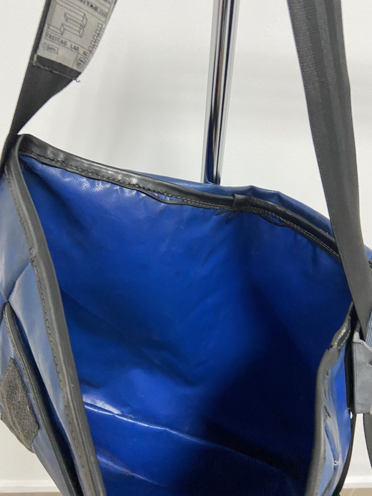 Freitag × Vintage Freitag Vintage Waterproof Crossbody Bag Recycle ♻️ Size ONE SIZE - 7 Thumbnail