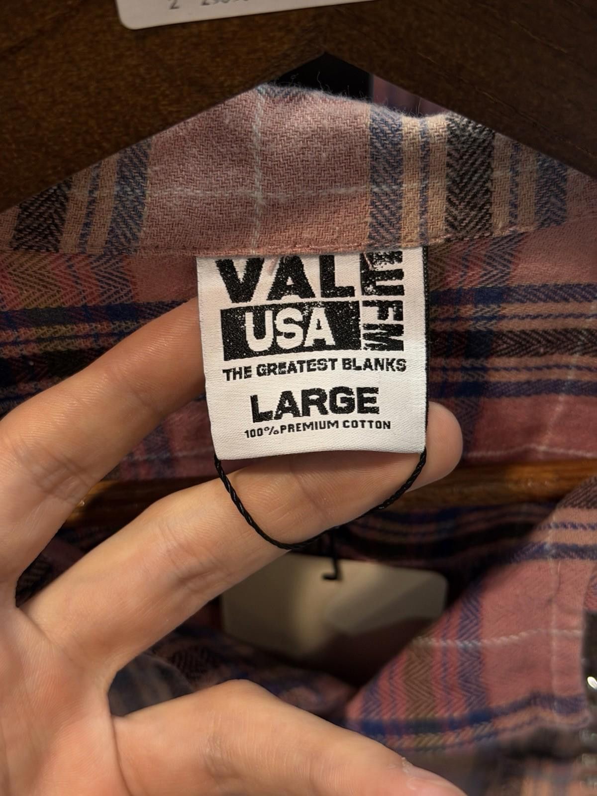 Vale Valley Dreams Crystal Stone Flannel (Large) Brand New Pink Size US L / EU 52-54 / 3 - 9 Thumbnail