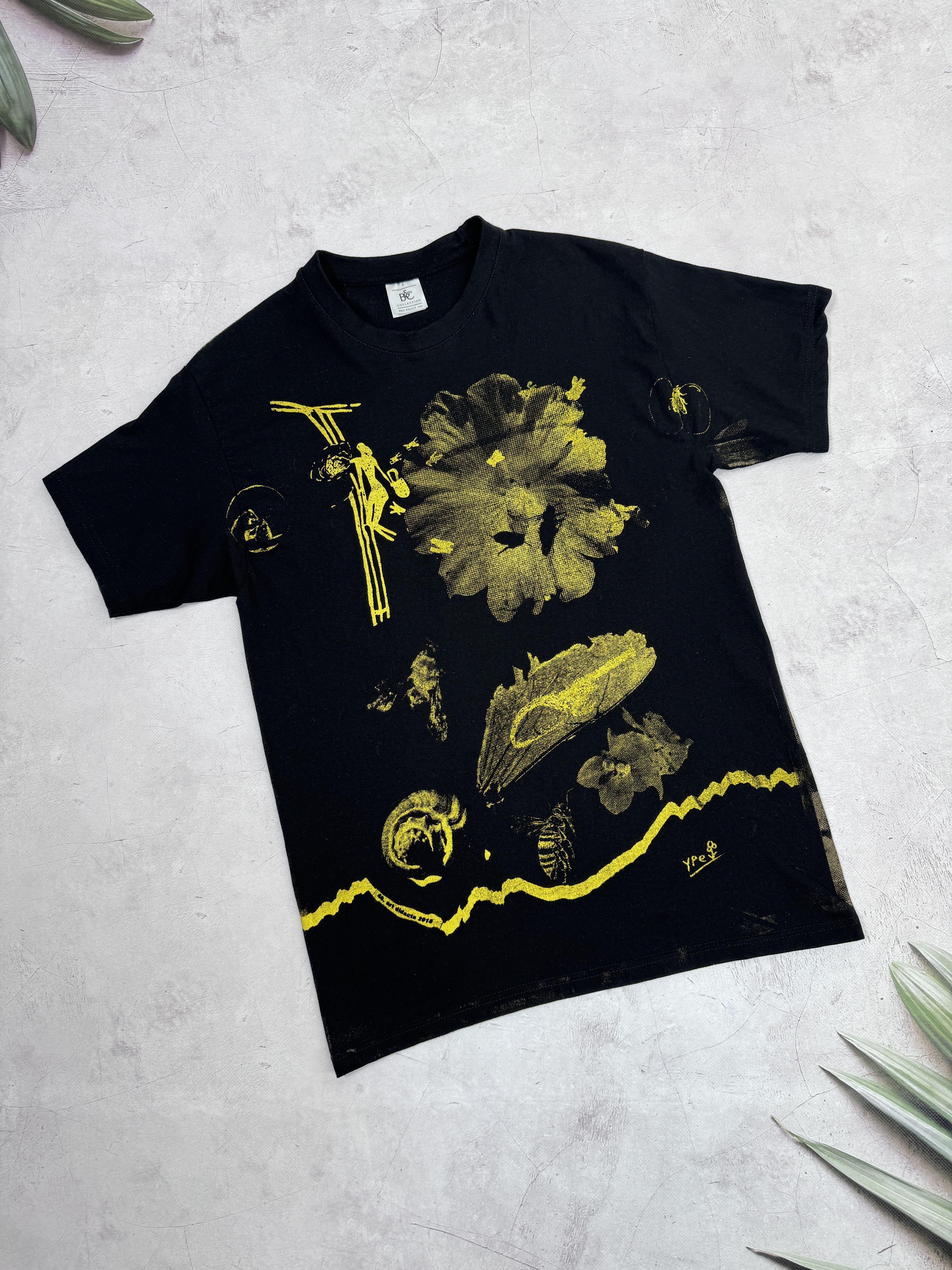 Designer Bee & Flowers T-Shirt Overprint Logo Size US S / EU 44-46 / 1 - 2 Thumbnail
