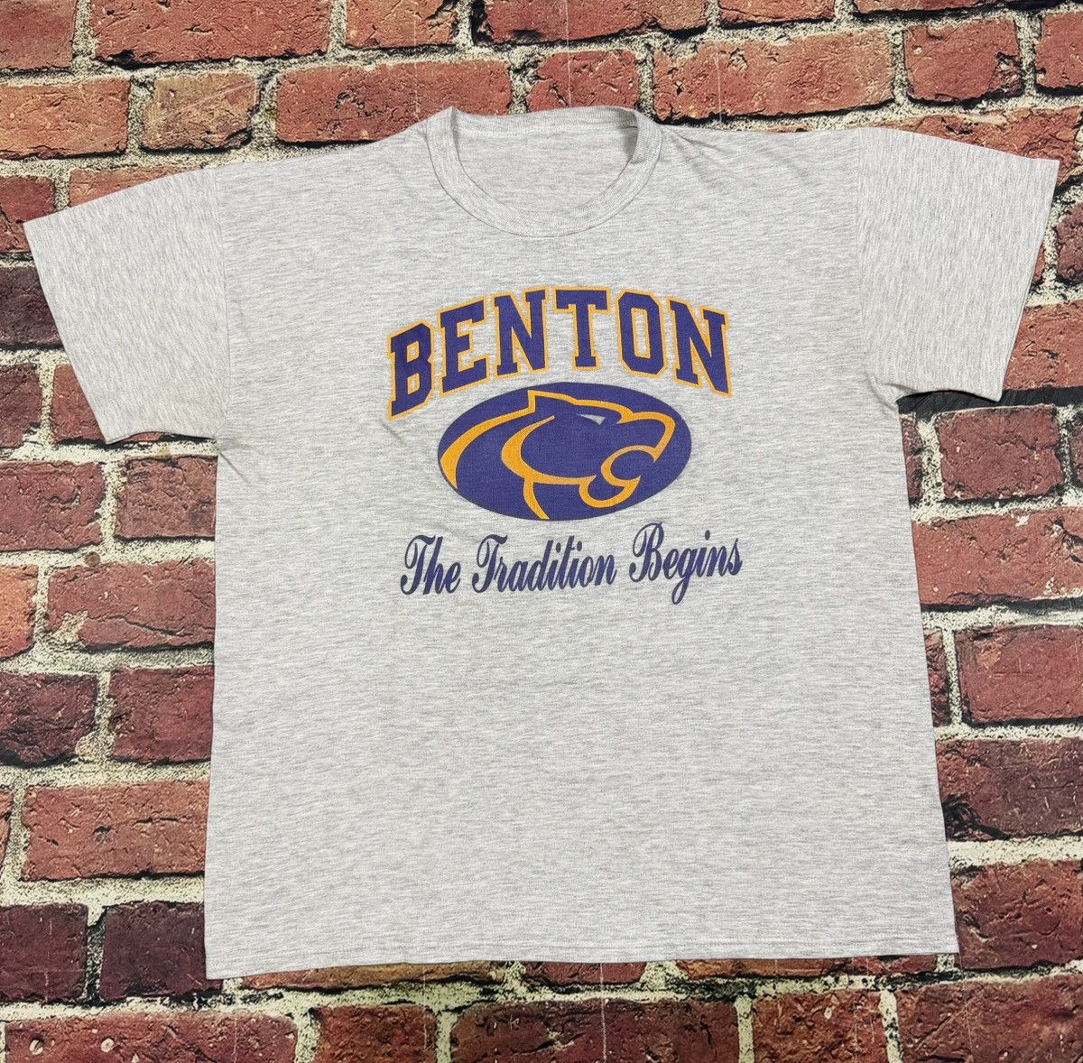Other Vintage Benton Area High School Tigers Tee Tradition Begins Size US L / EU 52-54 / 3 - 1 Thumbnail