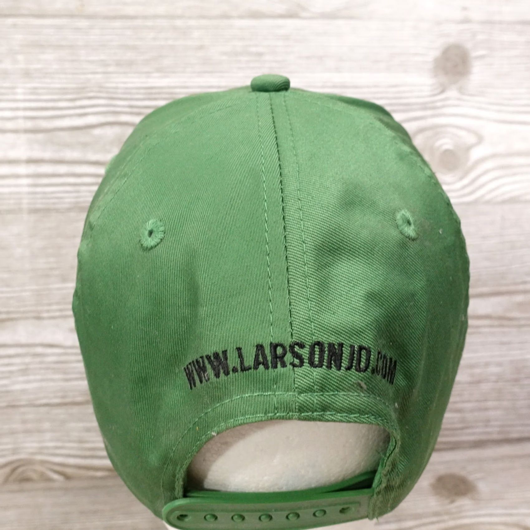 John Deere JOHN DEERE TRACTORS LARSON FARM AND LAWN LOGO GREEN SNAPBACK HAT CAP SHIRT? Size ONE SIZE - 5 Thumbnail
