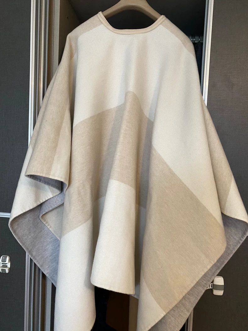 Loro Piana LORO PIANA Shawl cloak, can be used as a coat, oatmeal whi Size M / US 6-8 / IT 42-44 - 3 Thumbnail