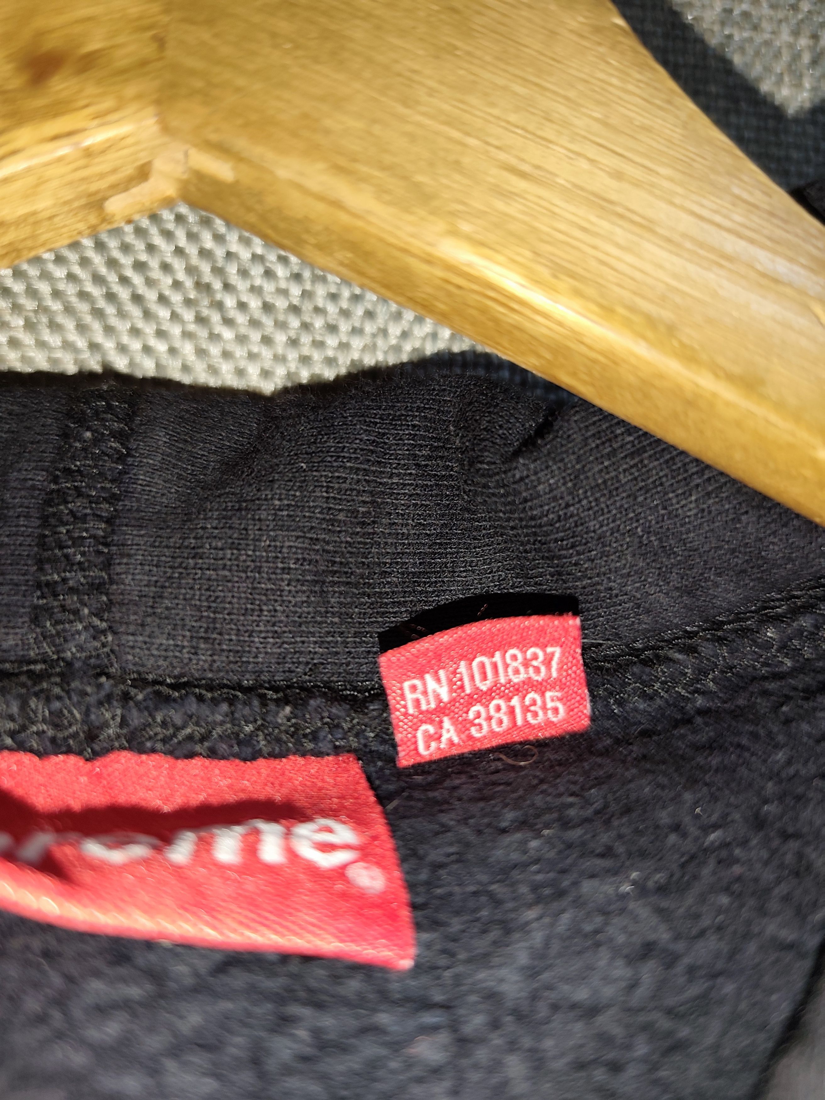 Supreme FW18 Supreme (S) Logo Sunfaded Hoodie Size US M / EU 48-50 / 2 - 9 Thumbnail