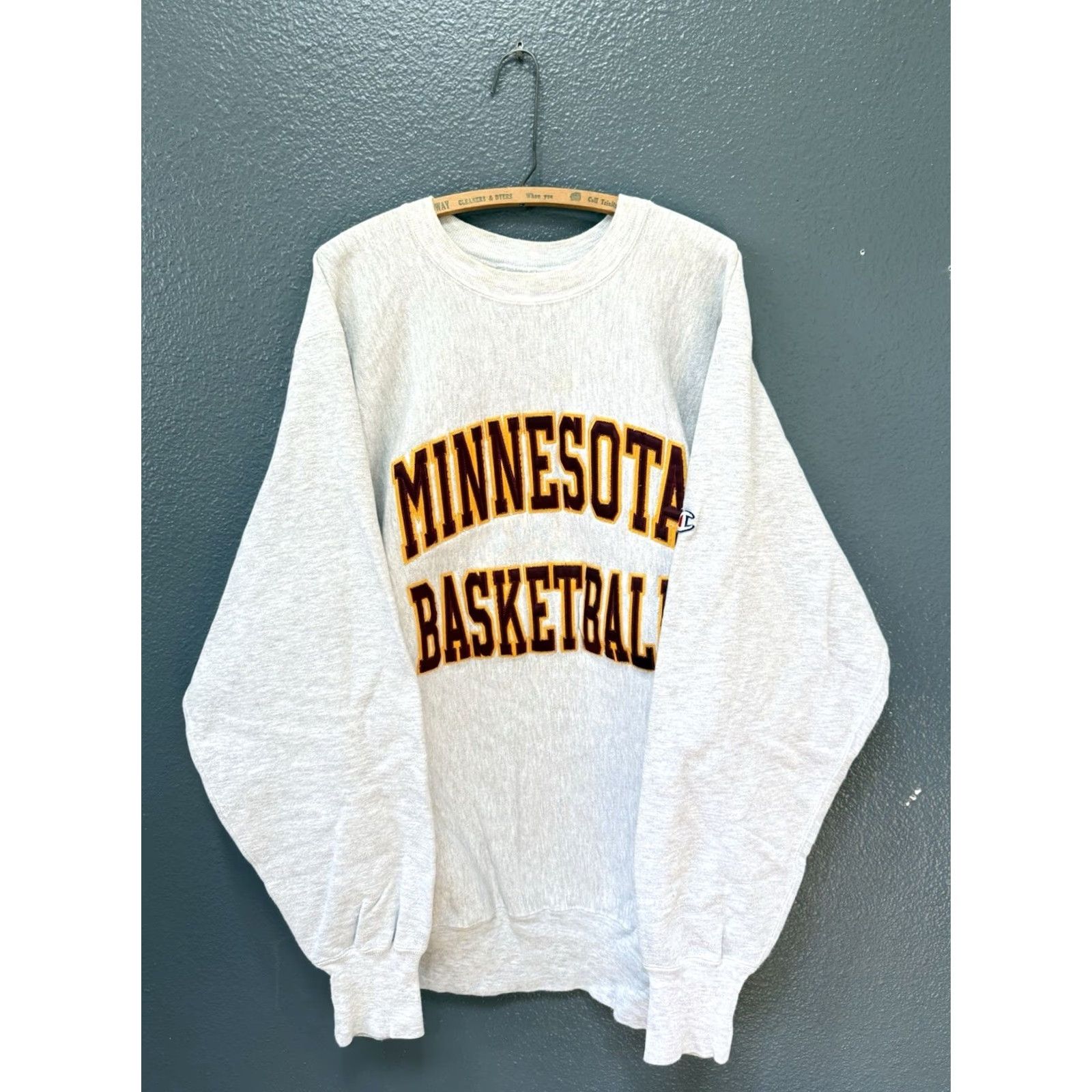 Champion VINTAGE Champion Reverse Weave Sweatshirt XL Gray Men 90s U Of M Gophers Team Issue Pullover Size US XL / EU 56 / 4 - 3 Thumbnail