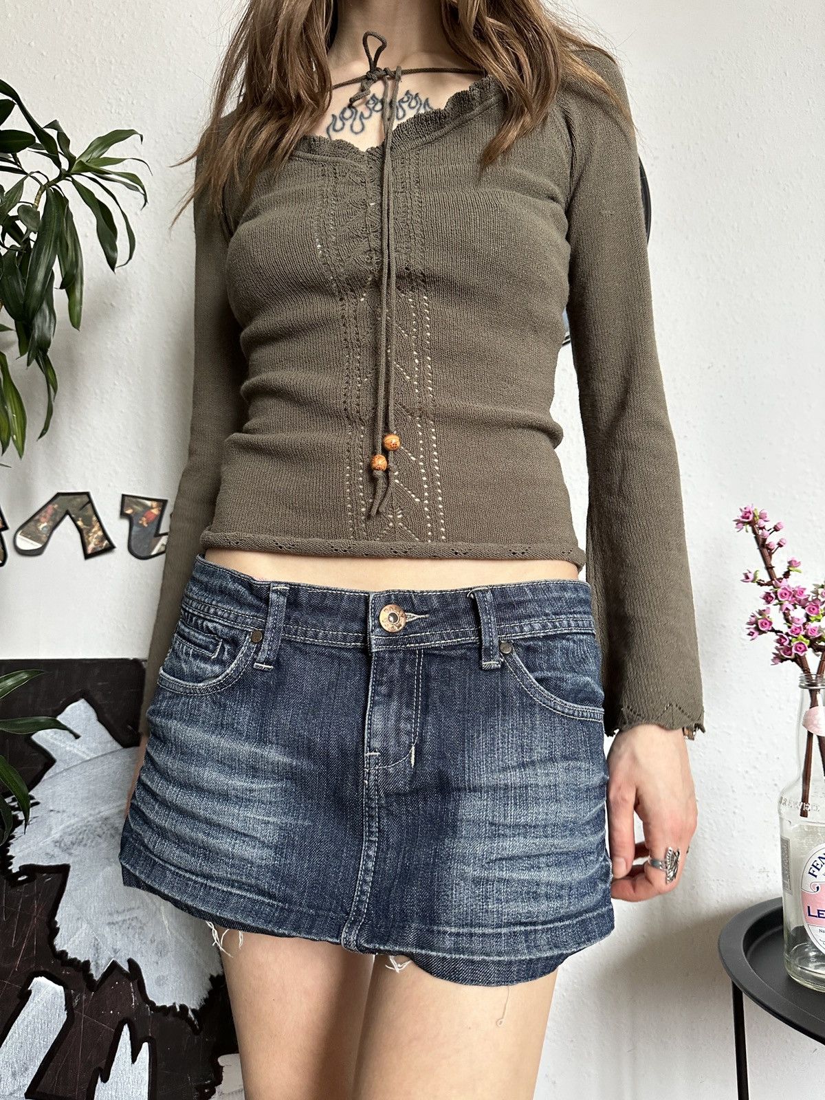 Japanese Brand × Vintage Y2K Sexy Distressed Grunge Micro Mini denim skirt Size 34" / US 12 / IT 48 - 3 Thumbnail