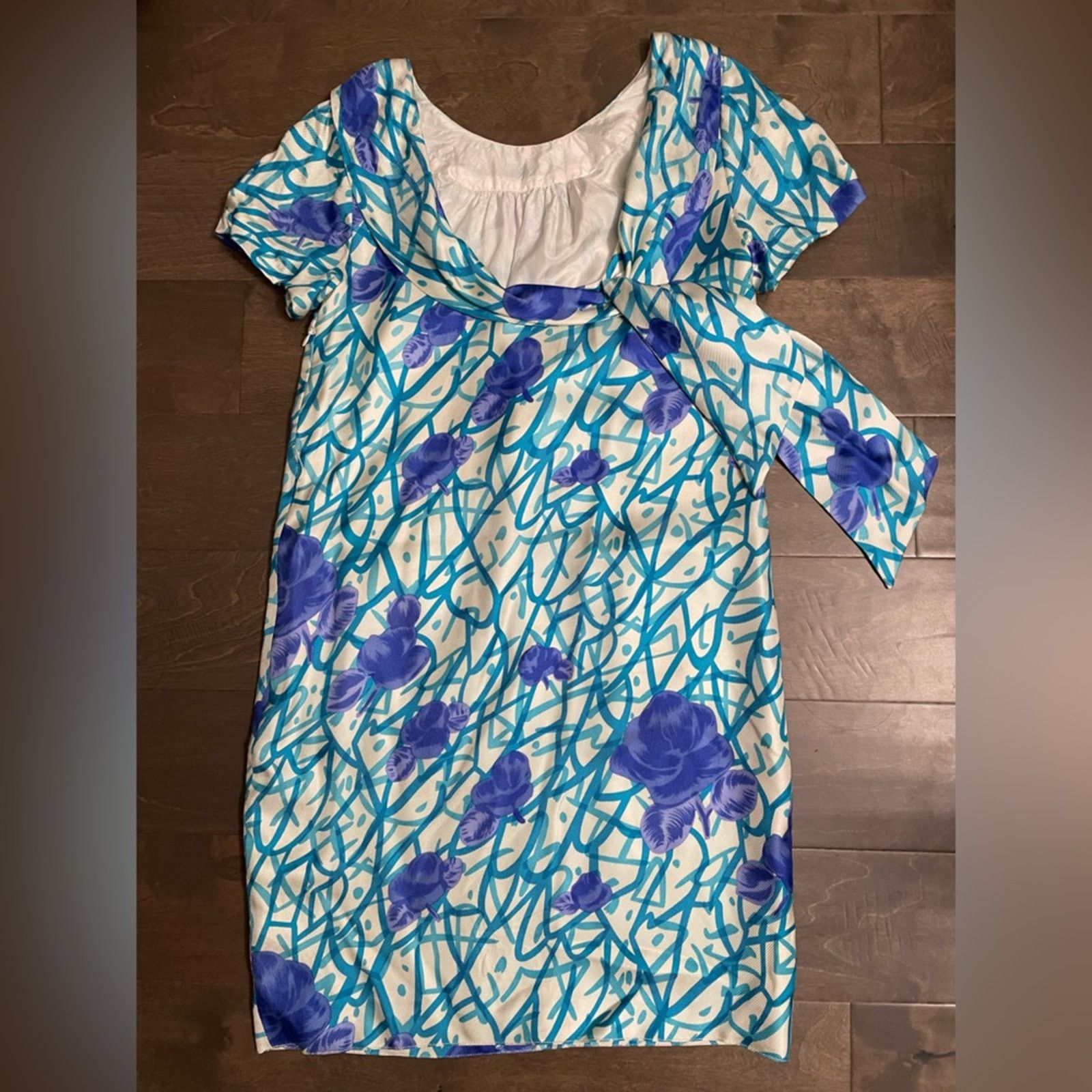 Vera Wang Vera Wang Lavender label blue floral dress - size 6 Size M / US 6-8 / IT 42-44 - 2 Thumbnail