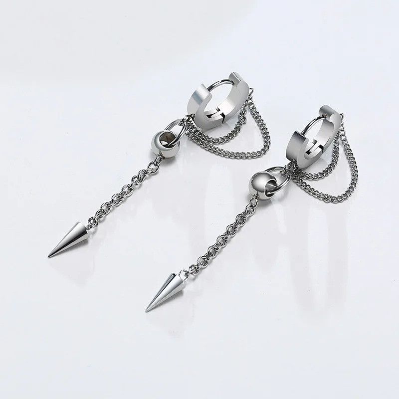 Japanese Brand × Vintage 1Pair Triangle Long Chain Earrings Size ONE SIZE - 1 Thumbnail