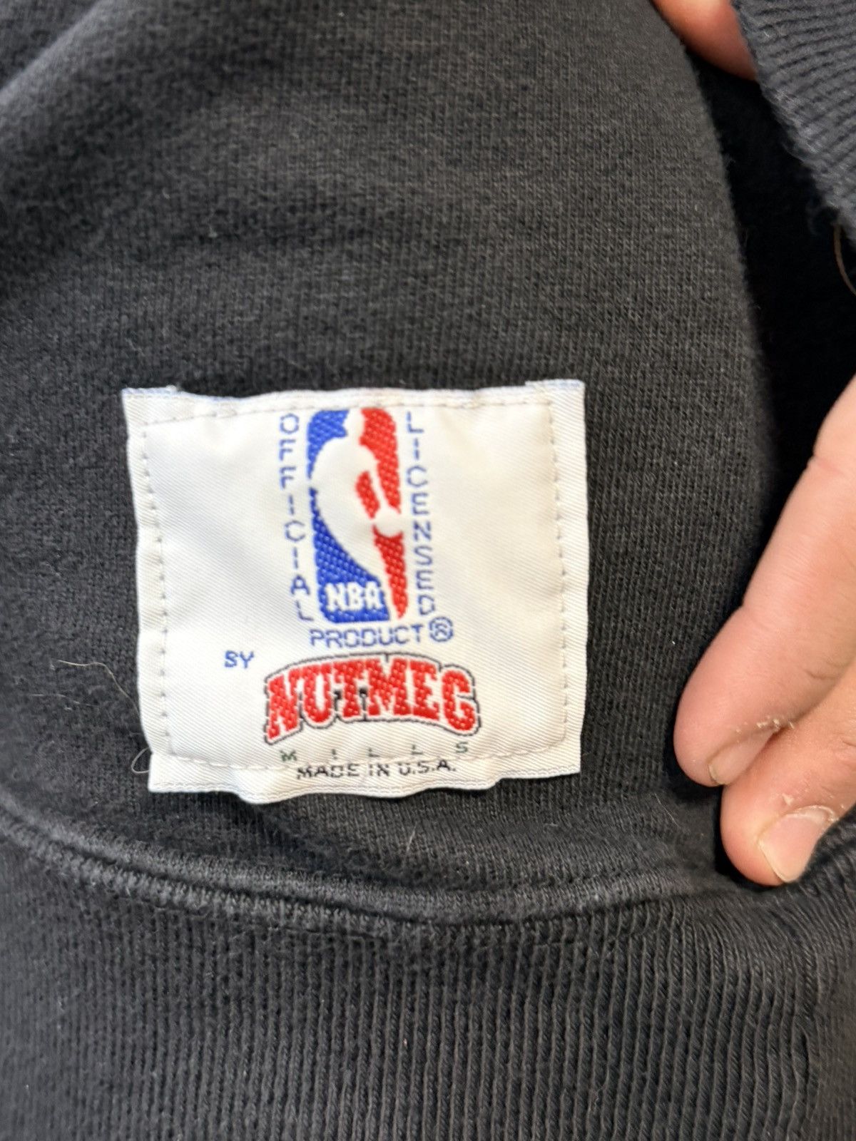 Nutmeg Vintage thrashed bulls hoodie Size US L / EU 52-54 / 3 - 4 Thumbnail