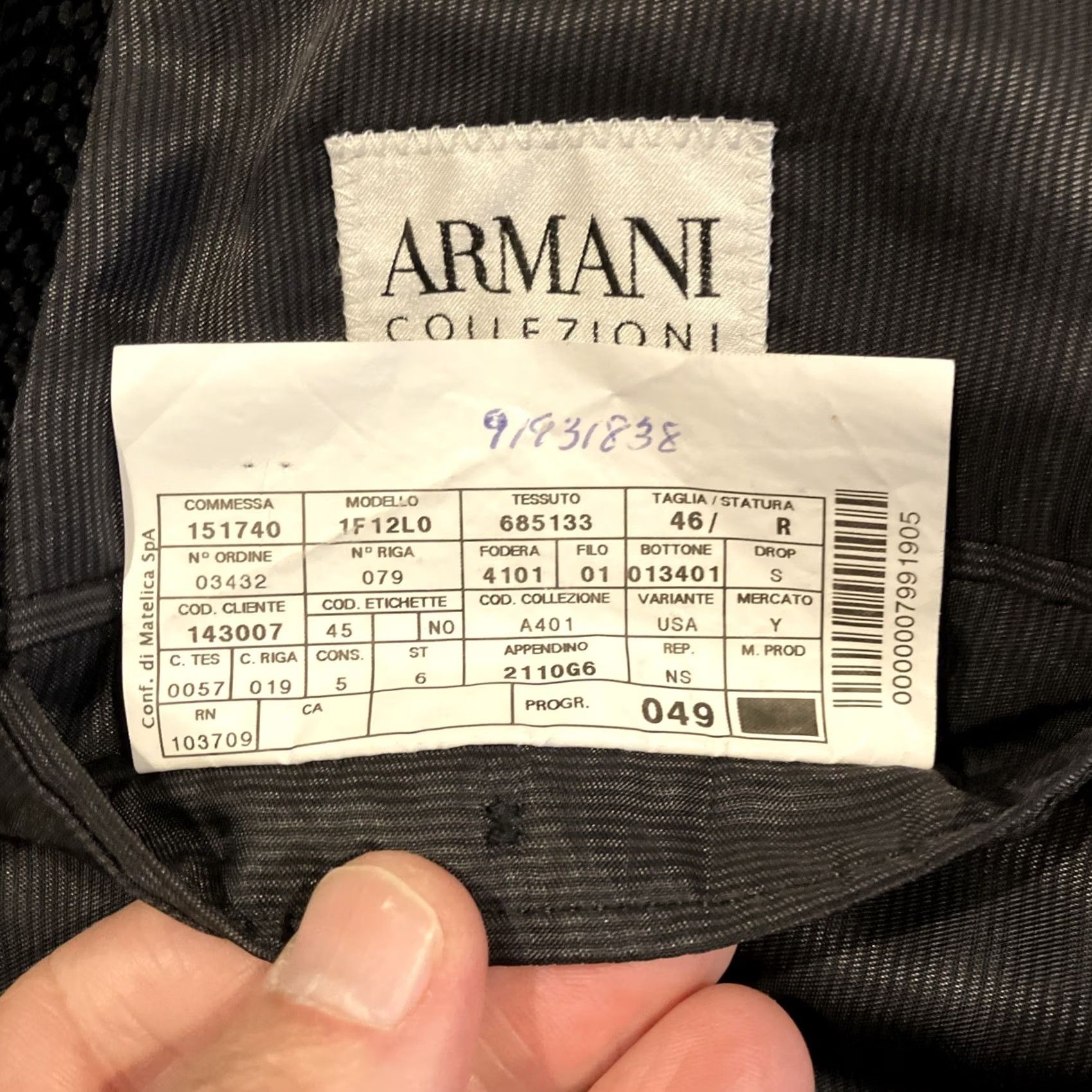 Armani VINTAGE ARMANI COLLEZIONI Blazer Black Velvet Herringbone Pattern US 46 Size 46R - 5 Thumbnail