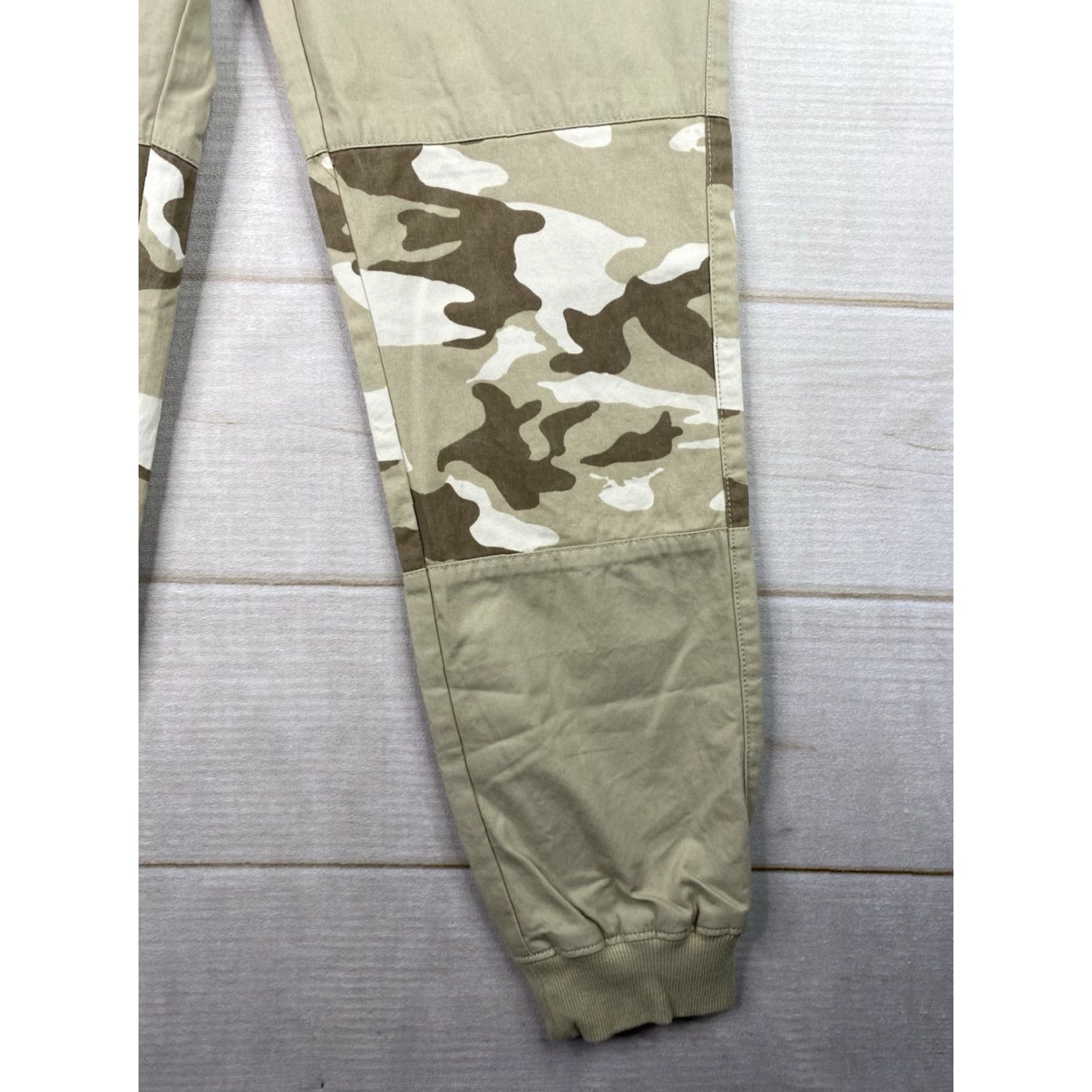 Vintage Aéropostale Cargo Jogger Pants Mens 32 Tan Khaki Camo Knee Cotton Preppy Pants Size US 32 / EU 48 - 2 Thumbnail