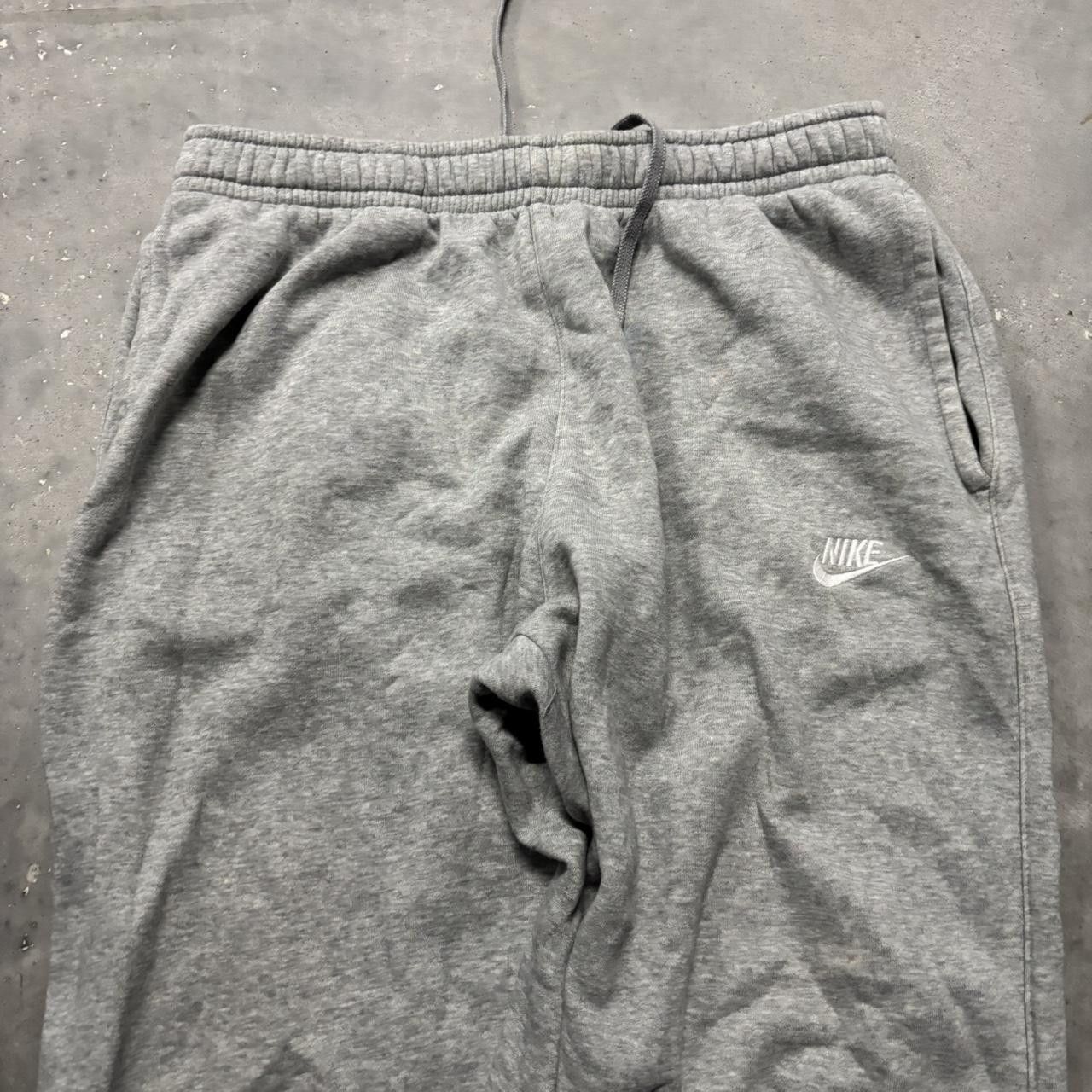 Nike × Vintage Crazy Vintage Y2K/2000s Light Grey Nike Streetwear Essential Sweatpants! Size US 32 / EU 48 - 4 Thumbnail