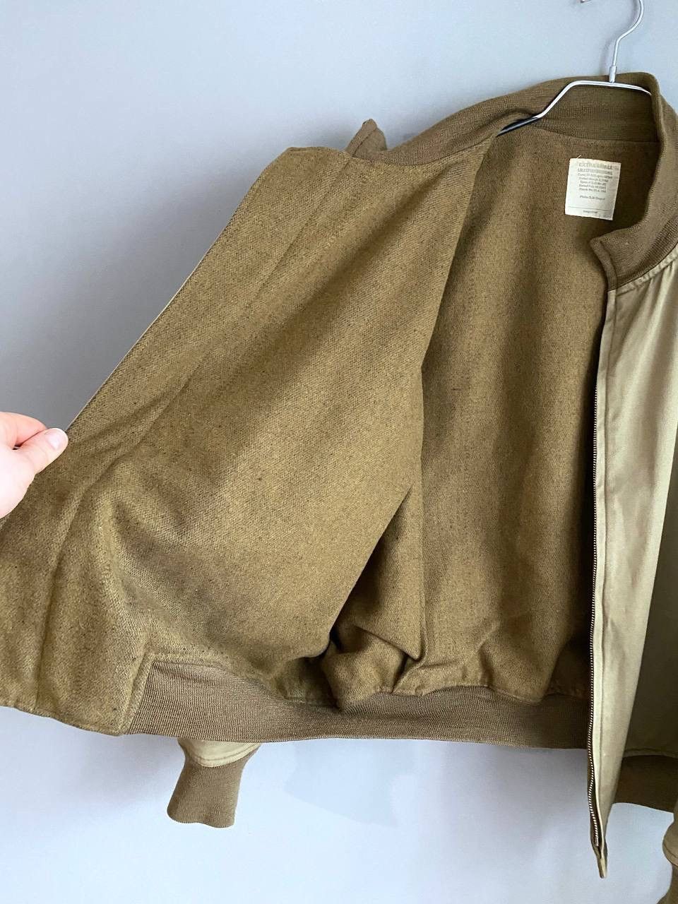 Vintage Vintage 1940s US Army Tanker Jacket WWII Wool Lining Zip TALON, Size XS-S Size US S / EU 44-46 / 1 - 9 Thumbnail