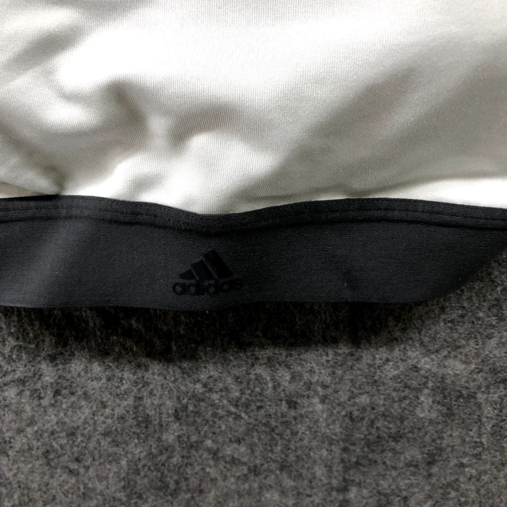 Adidas Adidas Sports Bra Womens S White A/B Cup Padded Strappy Back Active Pullover Size S / US 4 / IT 40 - 3 Thumbnail