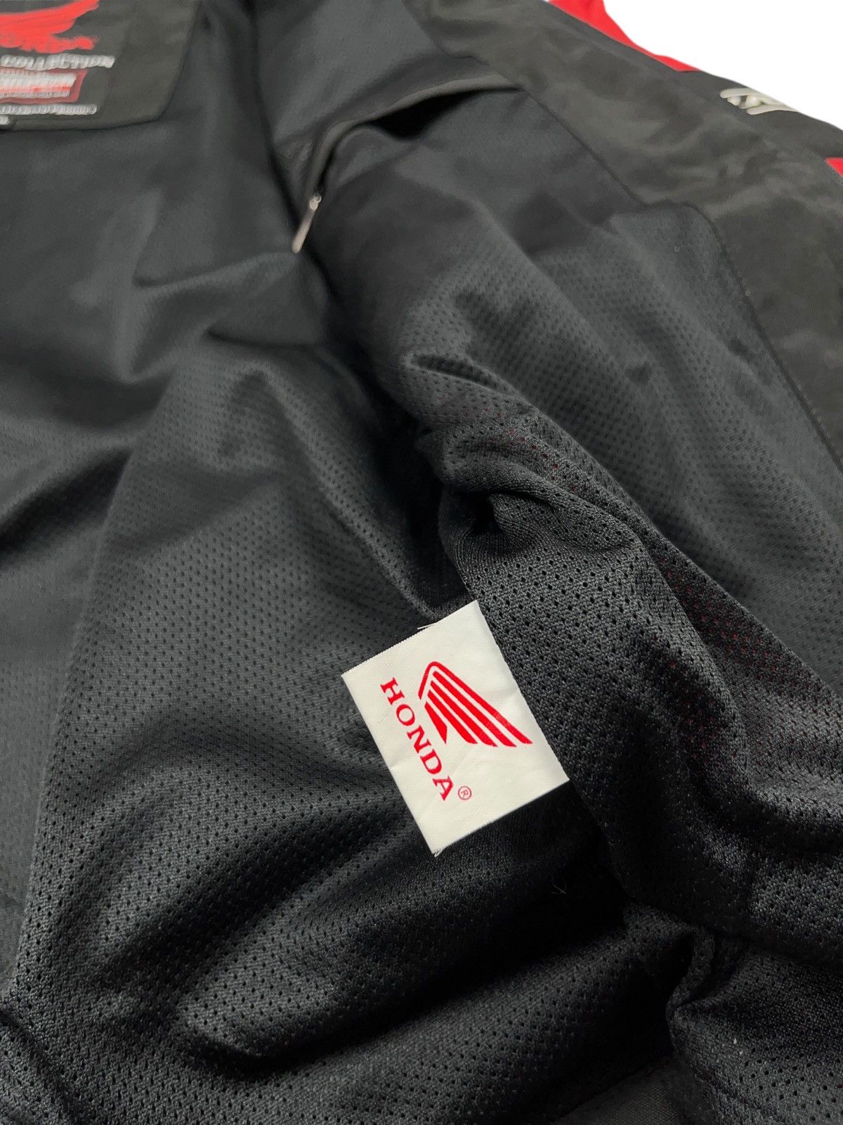 Honda Vintage Honda Nylon Racing Jacket Lucky Strike y2k Michelin Size US XL / EU 56 / 4 - 13 Thumbnail