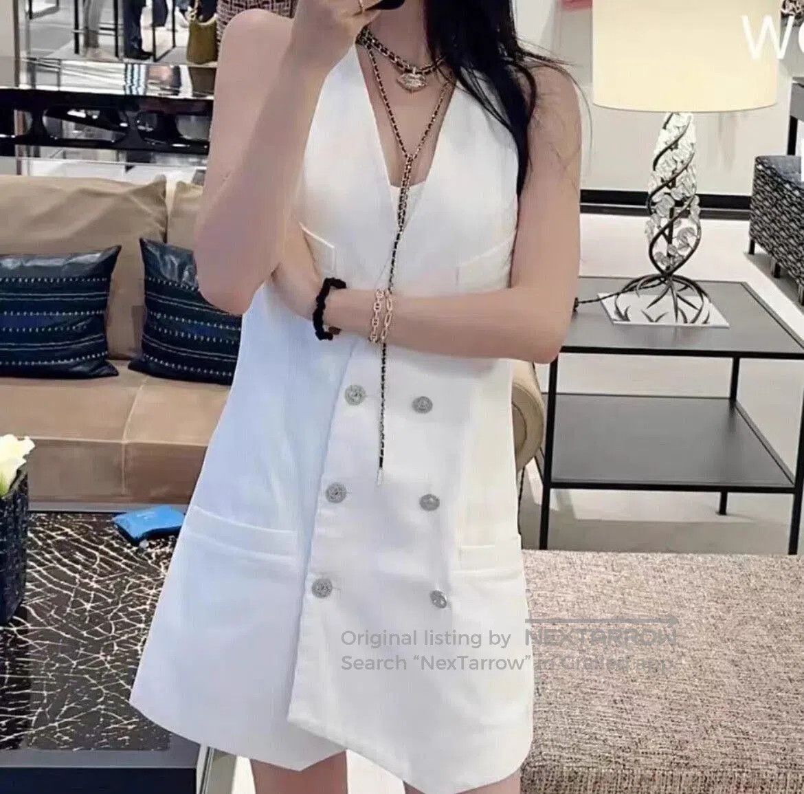 Chanel Chanel 21P Crystal Button Vest. Size XS / US 0-2 / IT 36-38 - 2 Thumbnail