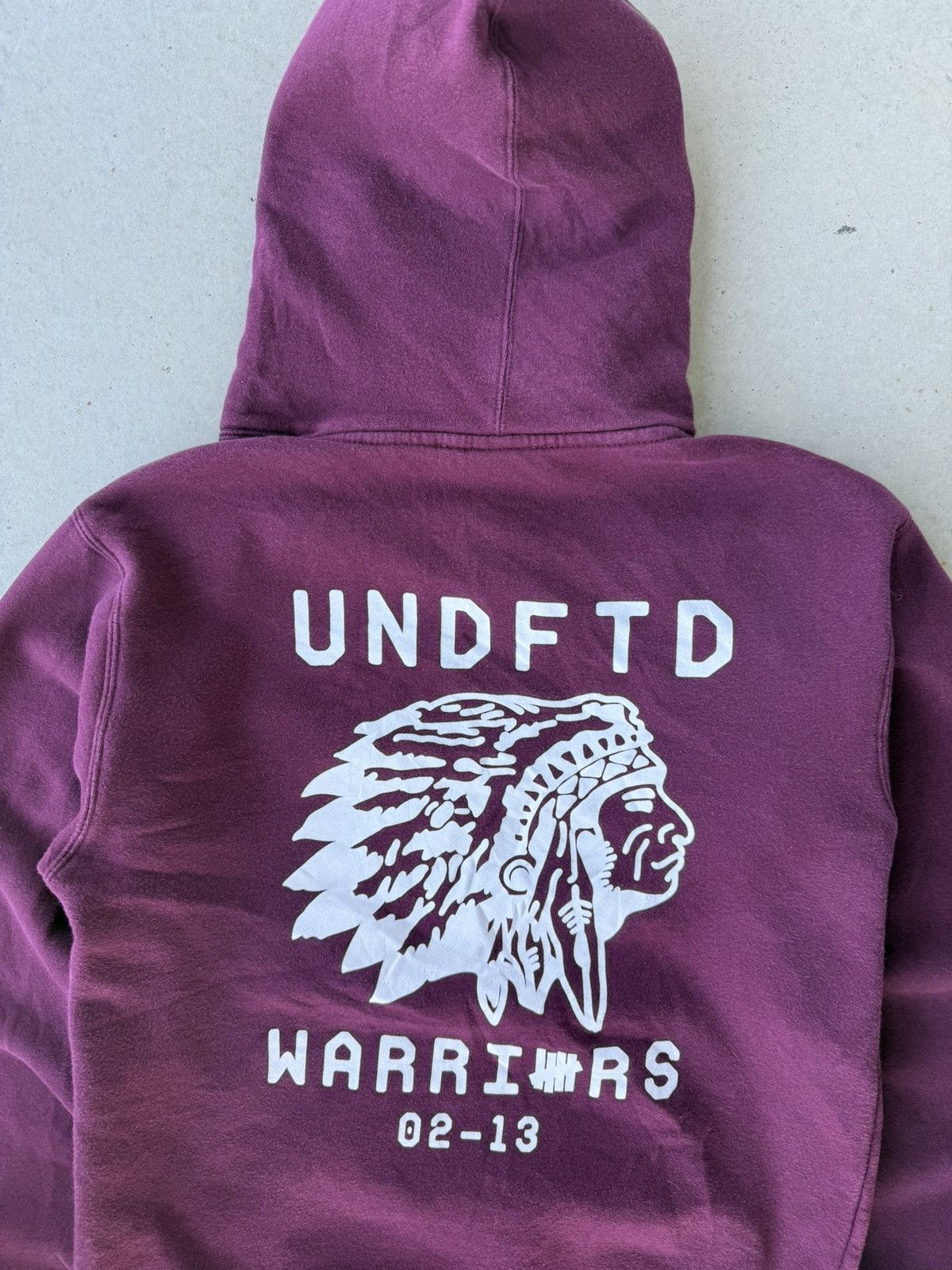 Undefeated Vintage Undefeated x Warriors Graphic Hoodie Size US S / EU 44-46 / 1 - 3 Thumbnail