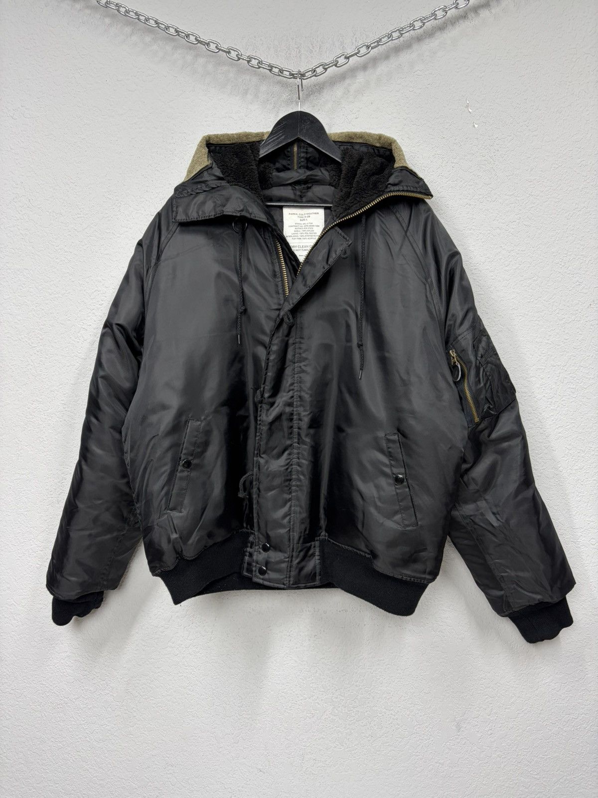 If Six Was Nine Vintage Rick Owens Vibe Black Bomber Jacket Faux Fur Collar Size US L / EU 52-54 / 3 - 10 Thumbnail