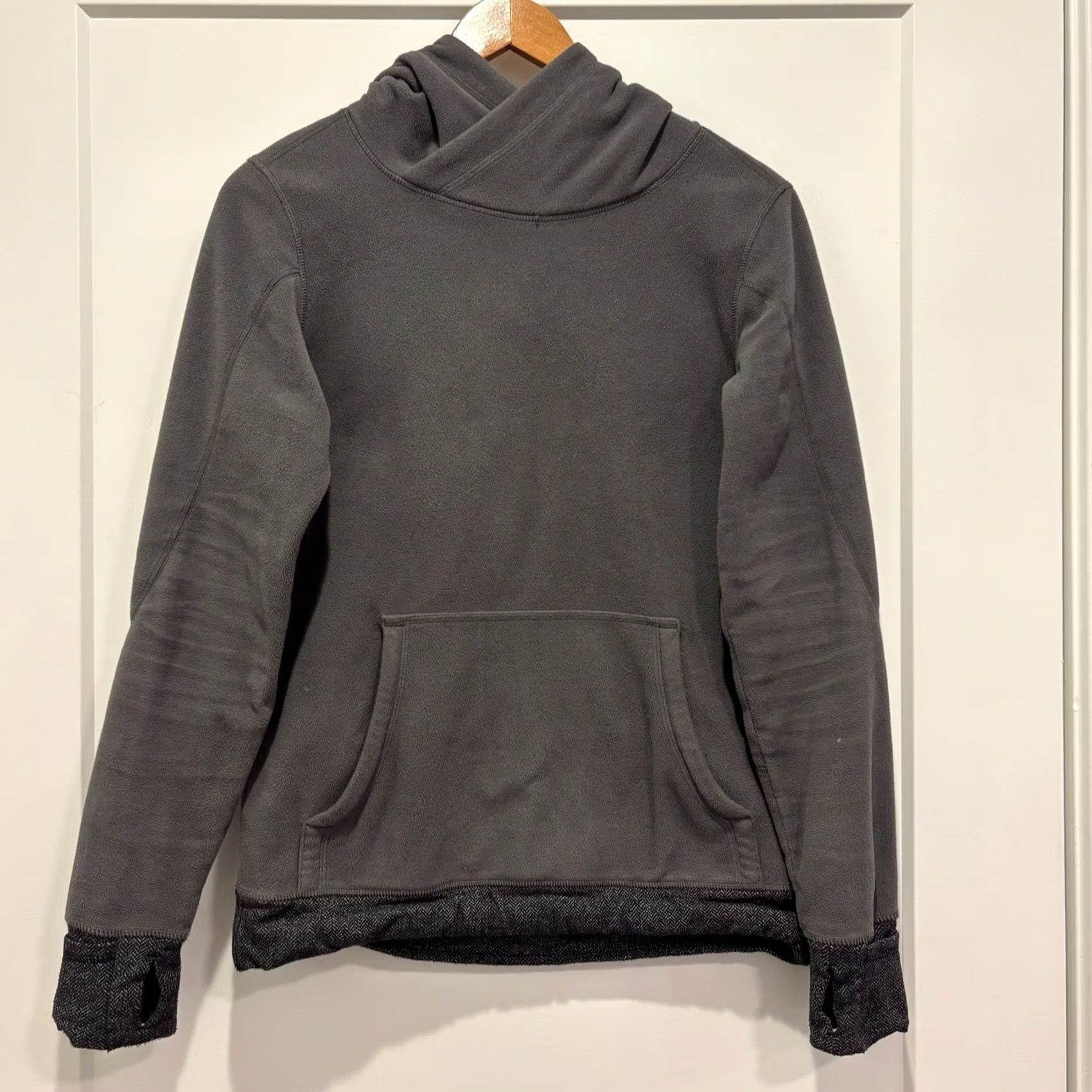 Lululemon Lululemon Scuba Hoodie Fleece Light Heathered Gray Women's Size M Pullover Hooded Pockets Cowl Neck Athletic Fitness Run Yoga Jogging Shirt Size M / US 6-8 / IT 42-44 - 2 Thumbnail