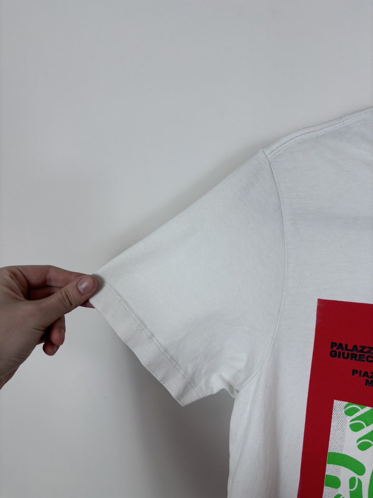 Henrik Vibskov Henrik Vibskov The Orchestra NWT Men’s Big Logo White Tee Size US S / EU 44-46 / 1 - 7 Thumbnail