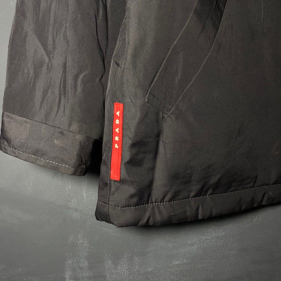 Prada Prada jacket black with fur Size US L / EU 52-54 / 3 - 2 Thumbnail